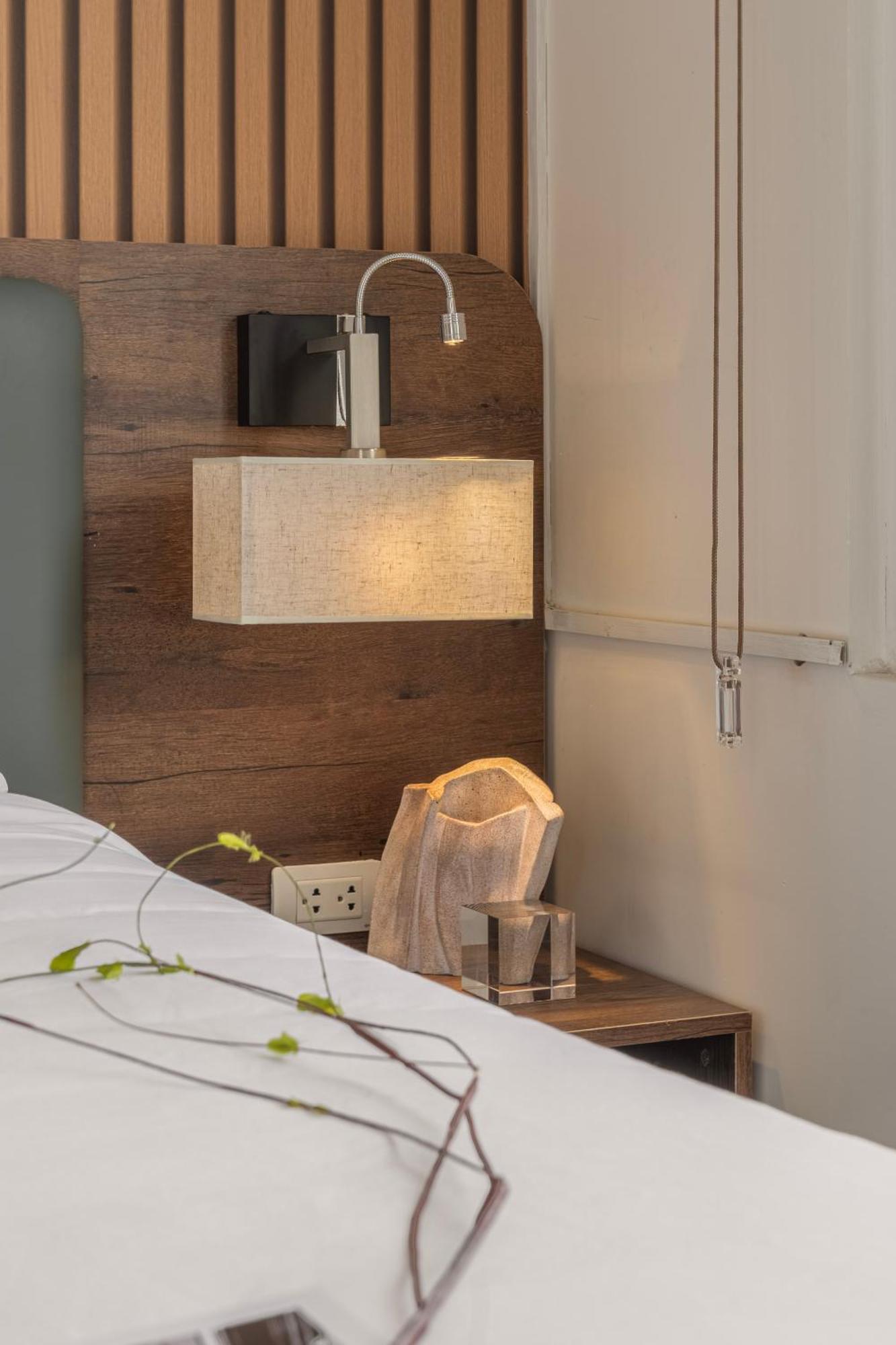 Two-Bedroom Apartment City View