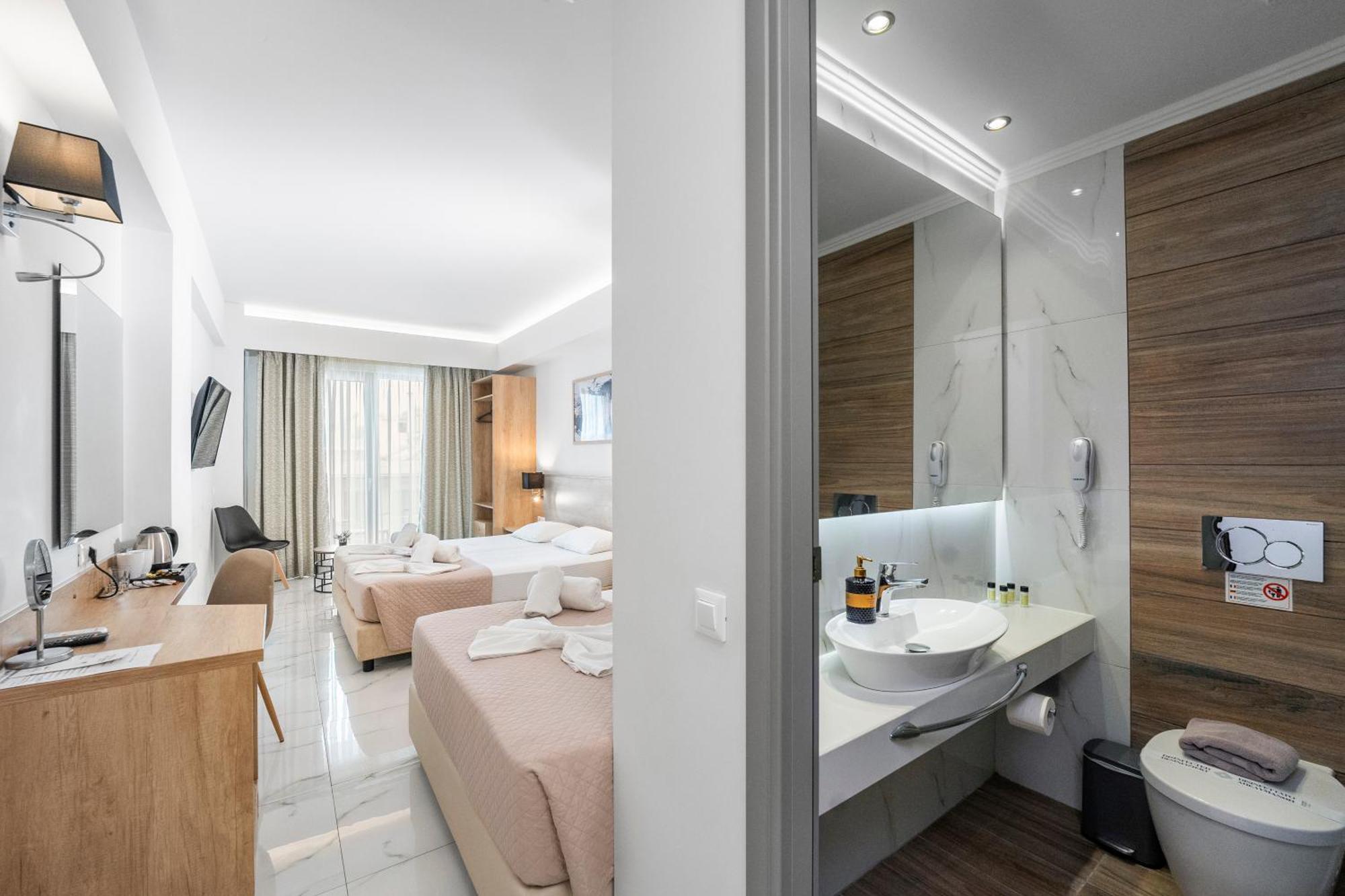 Triple Room