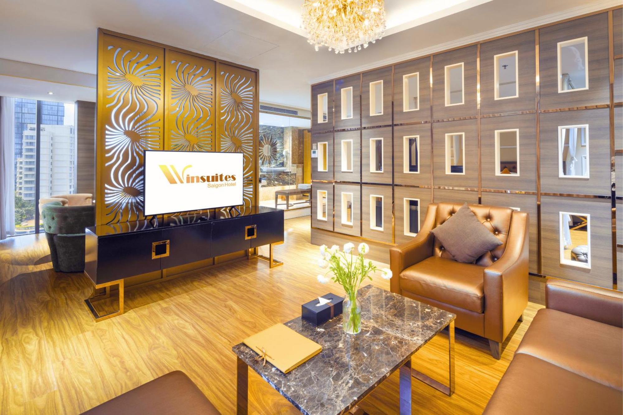 Win Suite City View Minibar & Afternoon Tea