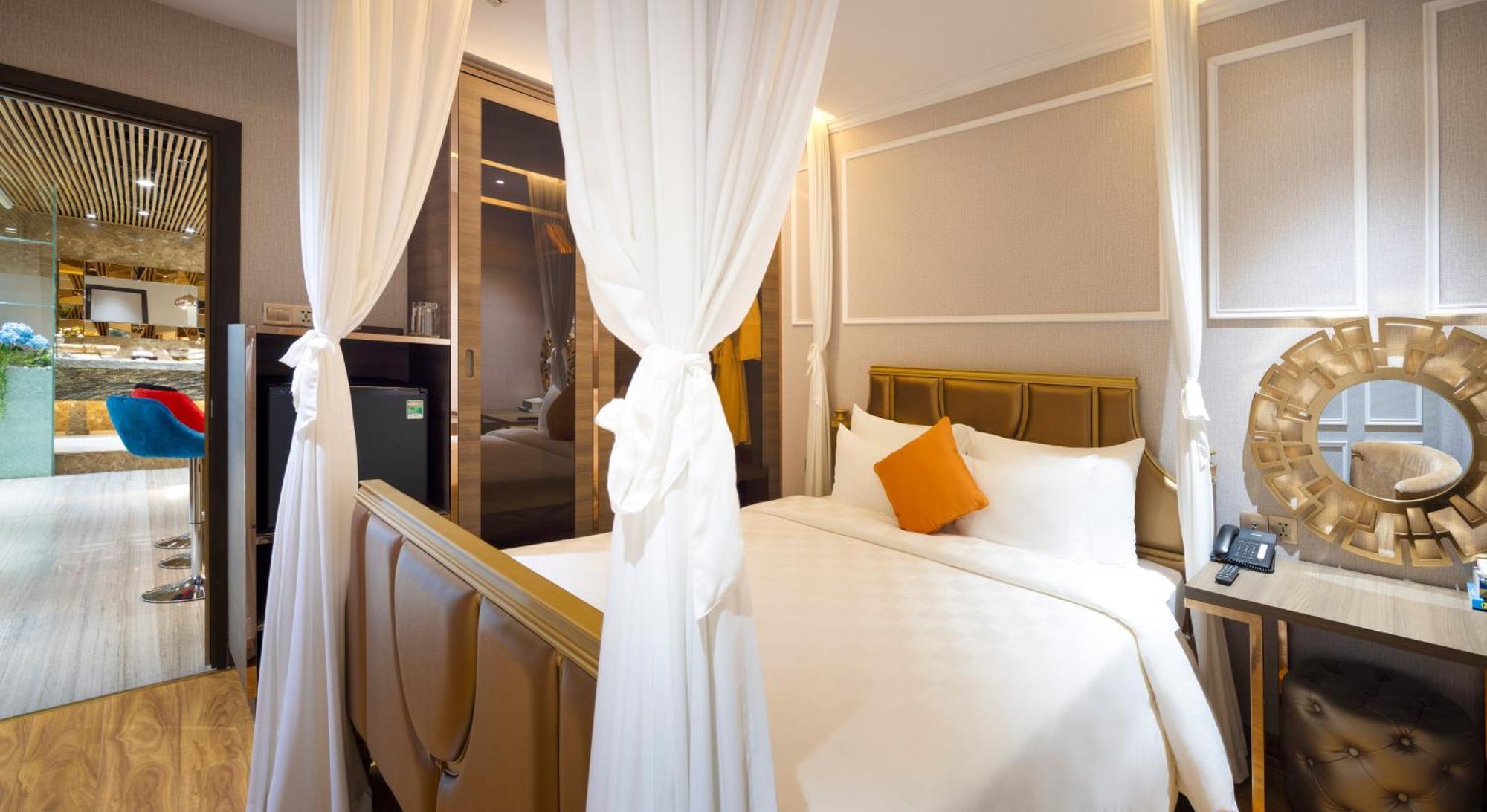 Signature Suite Two-Bedroom City View Minibar & Afternoon Tea