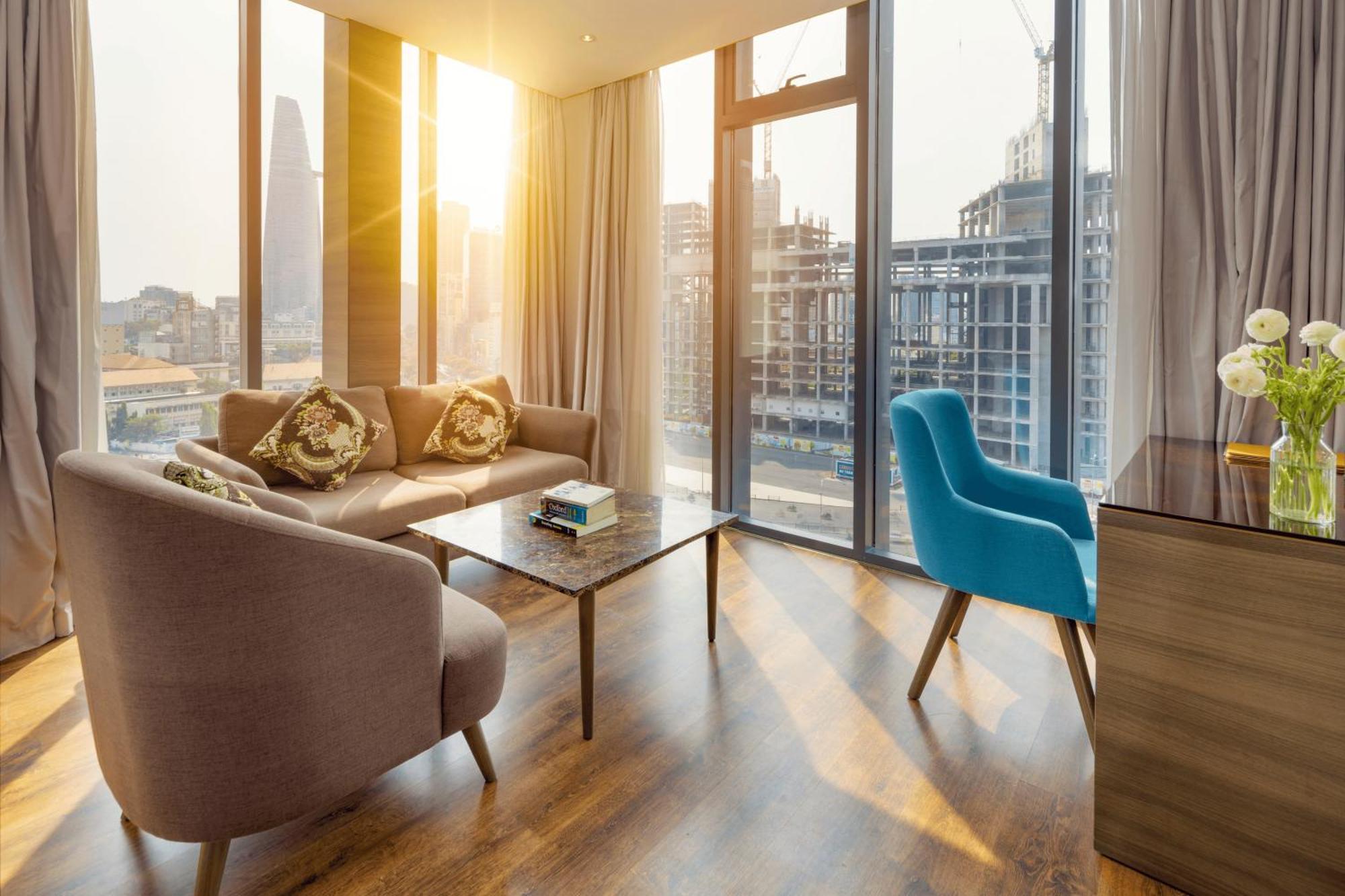 Noble Suite City View Minibar & Afternoon Tea