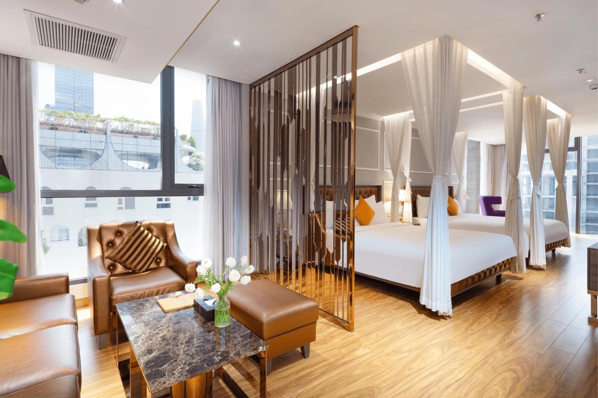 Noble Suite City View Minibar & Afternoon Tea