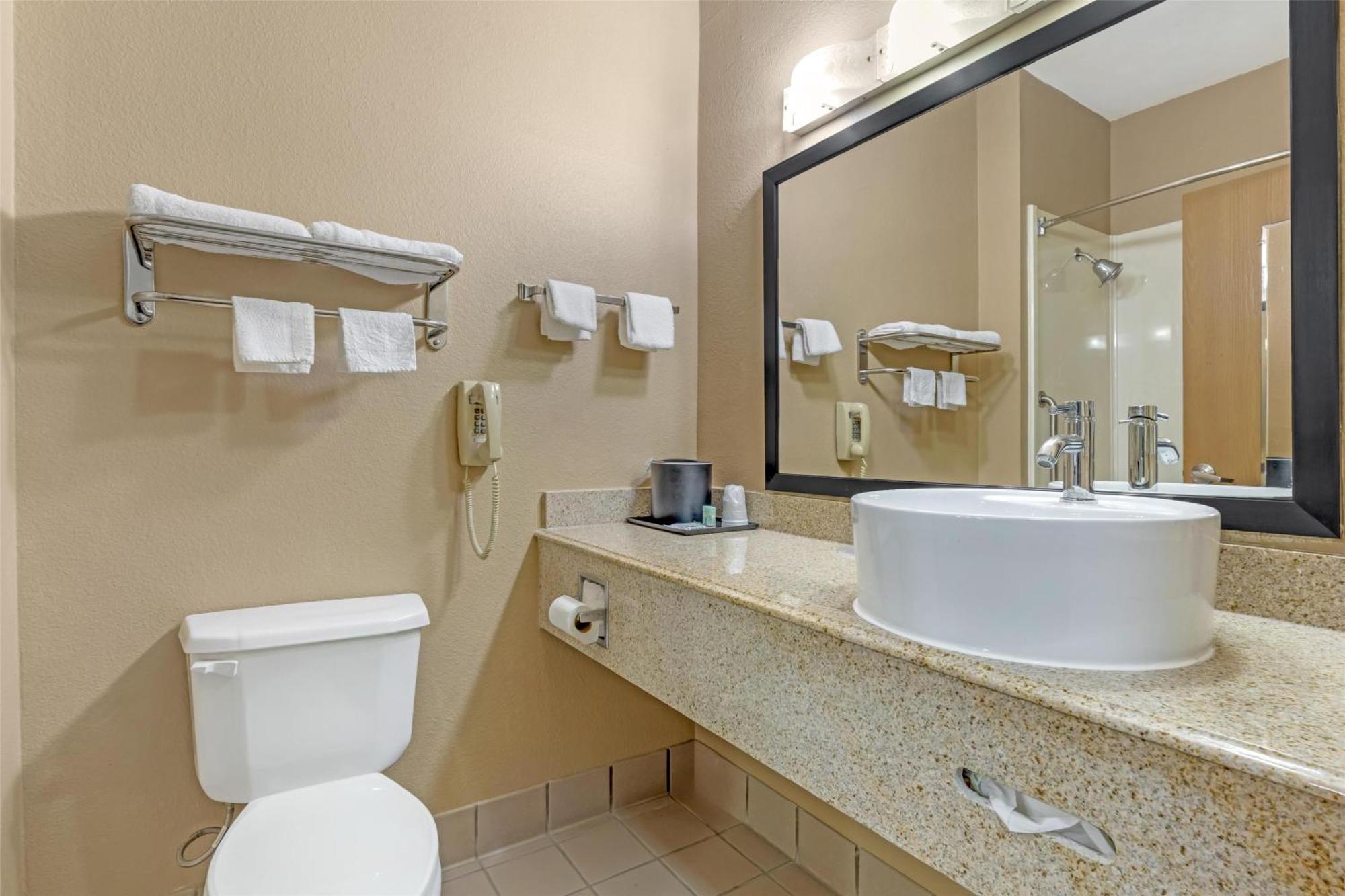 King Room with Spa Bath