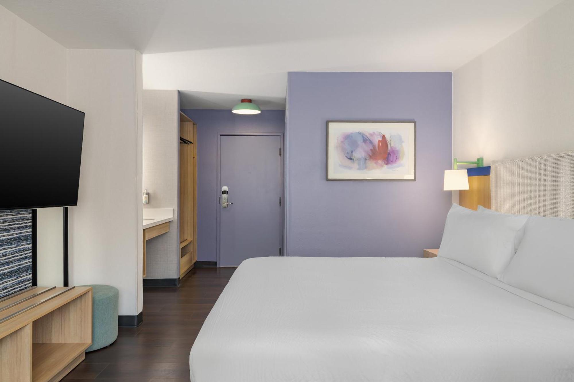 King Room - Hearing Accessible