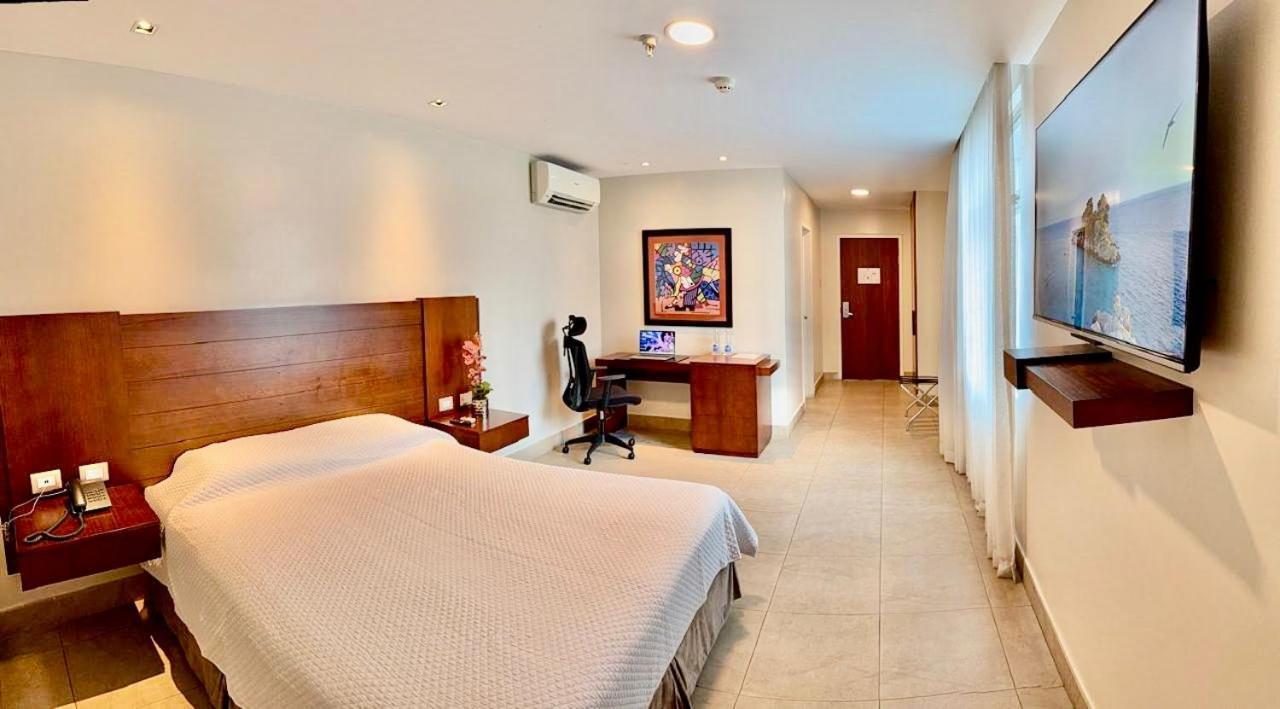 Deluxe Single Room