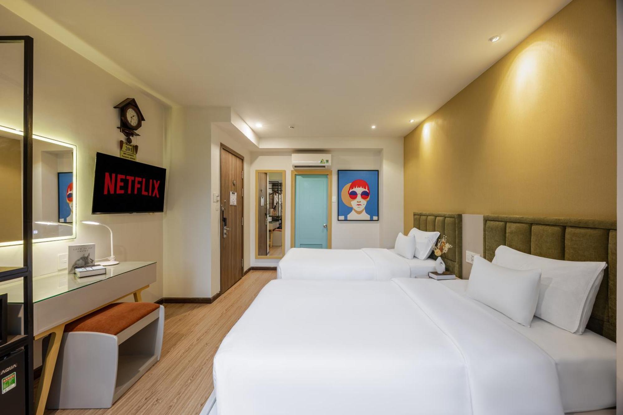 Deluxe Suite