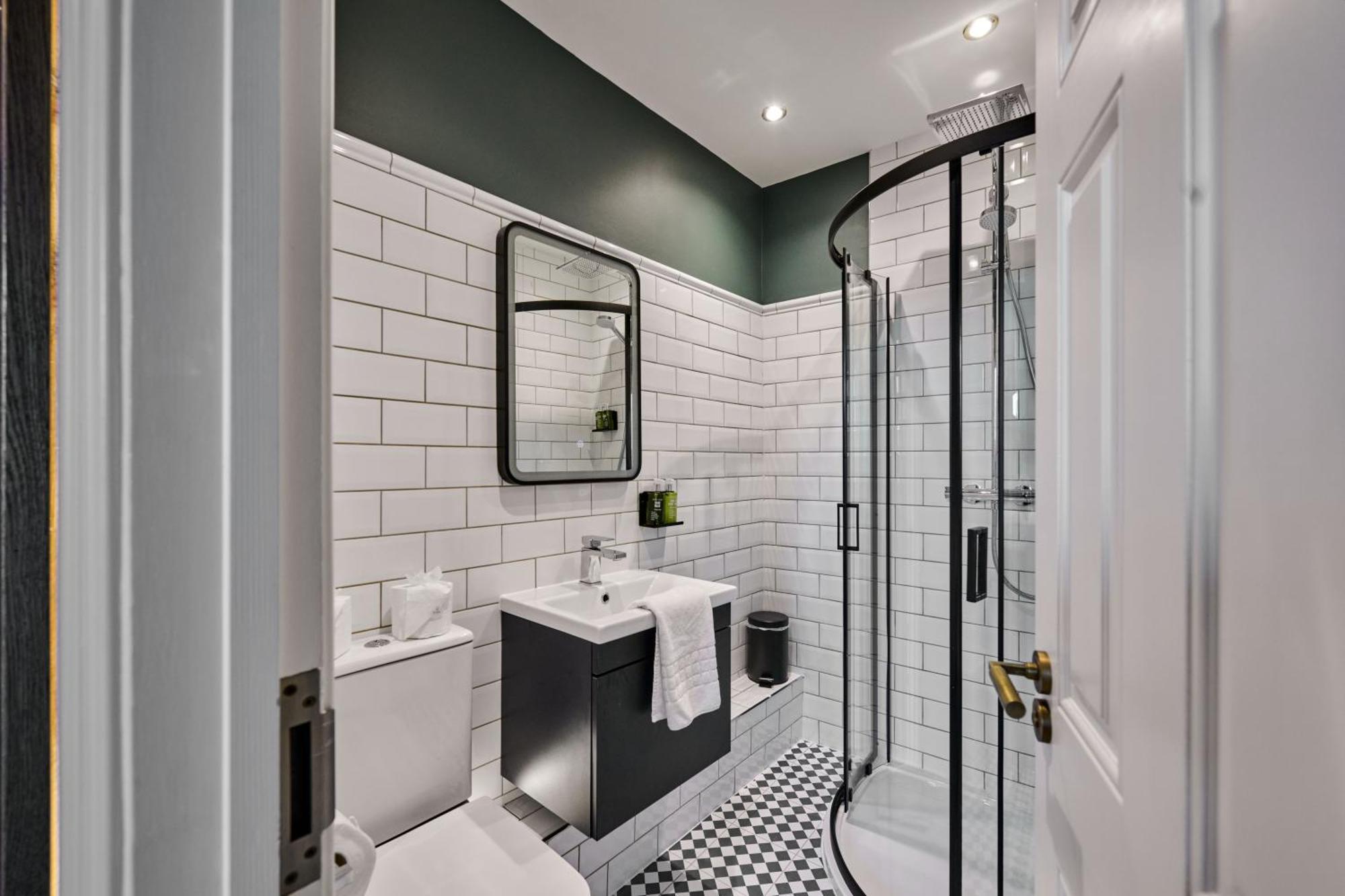 Large Double Room