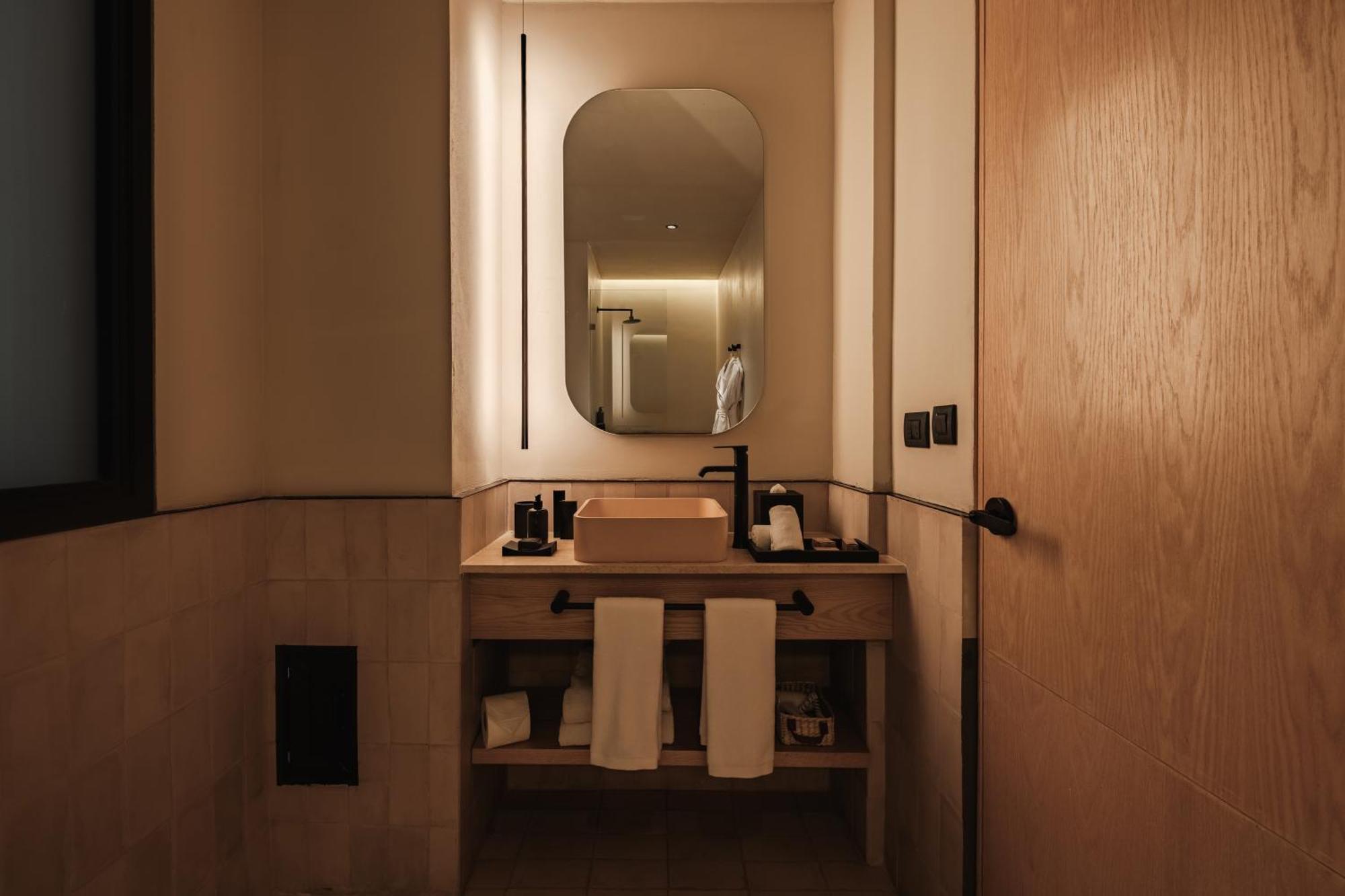 Standard Suite