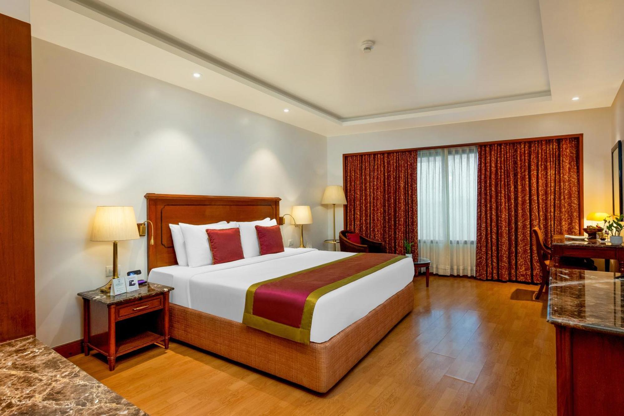 Premier Room King or Twin Bed
