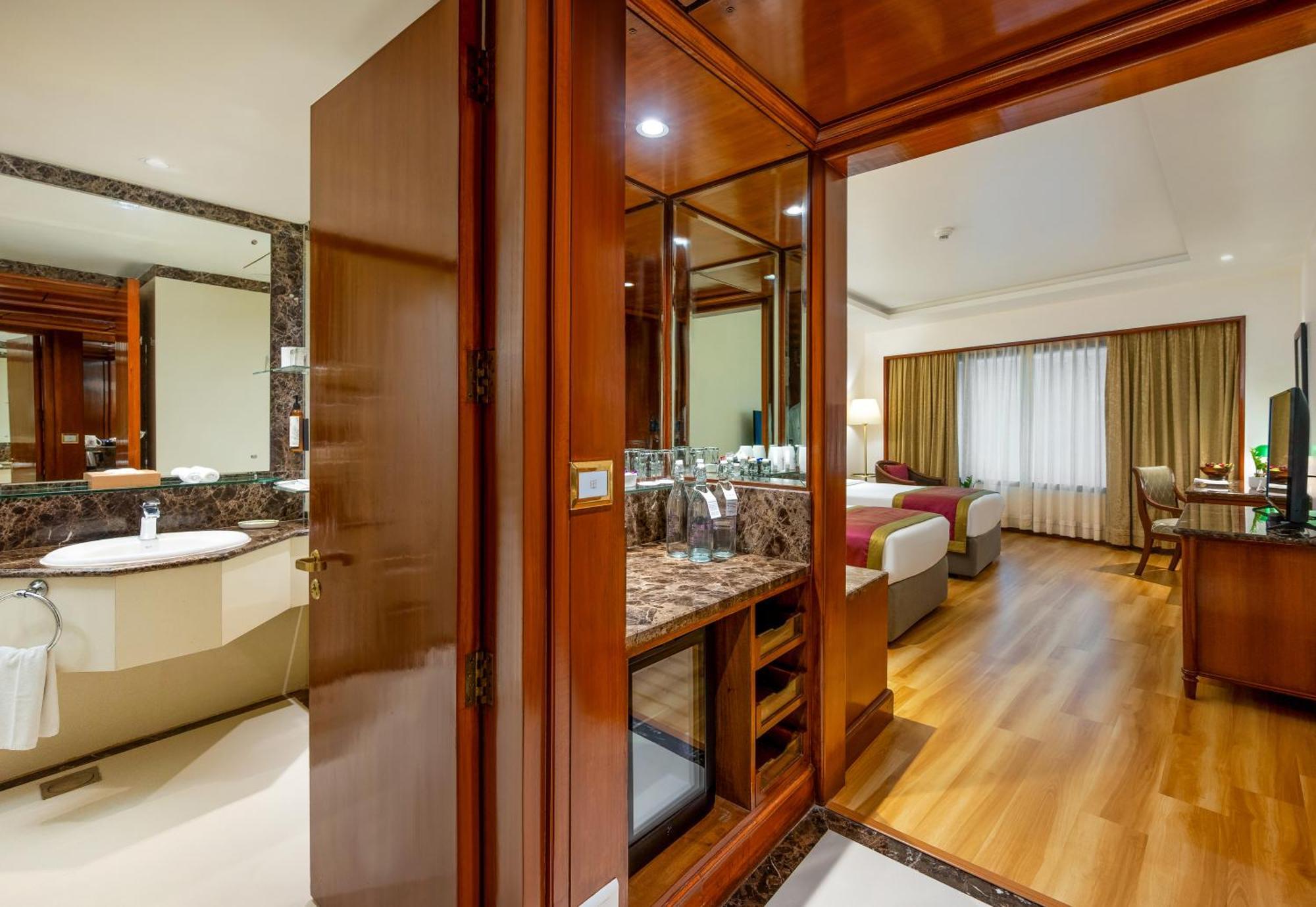 Premier Room King or Twin Bed
