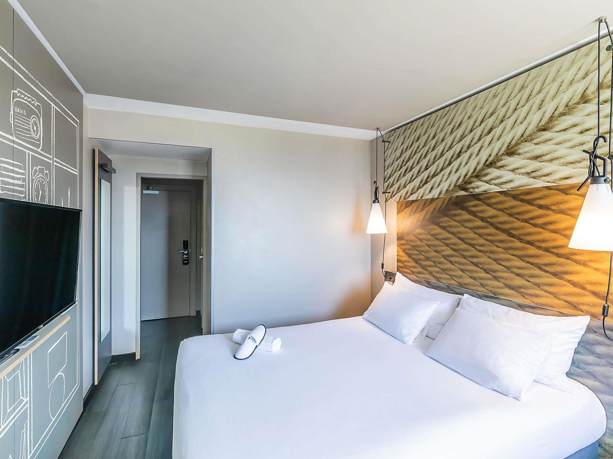 Standard Double Room,1730024371:JPEG