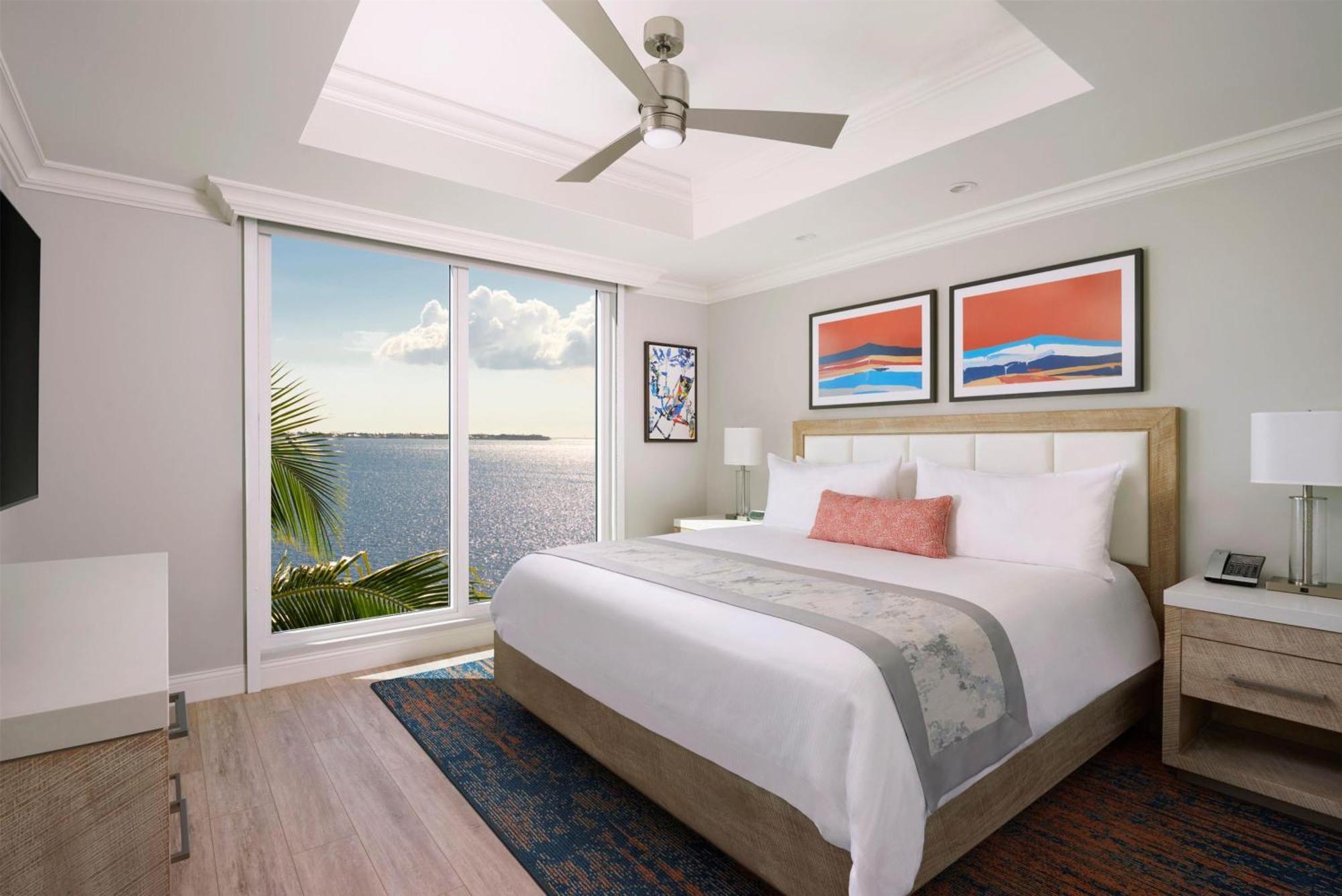 One-Bedroom King Suite with Harbor View