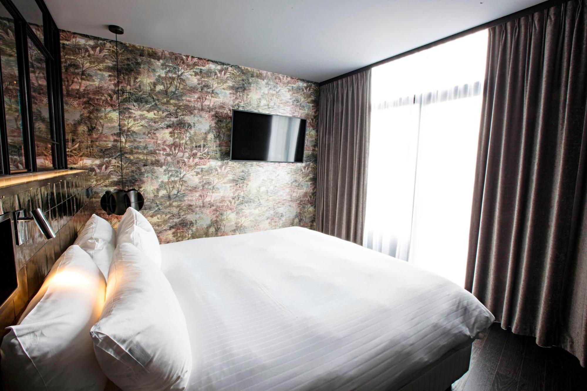 Design King Suite Canal View