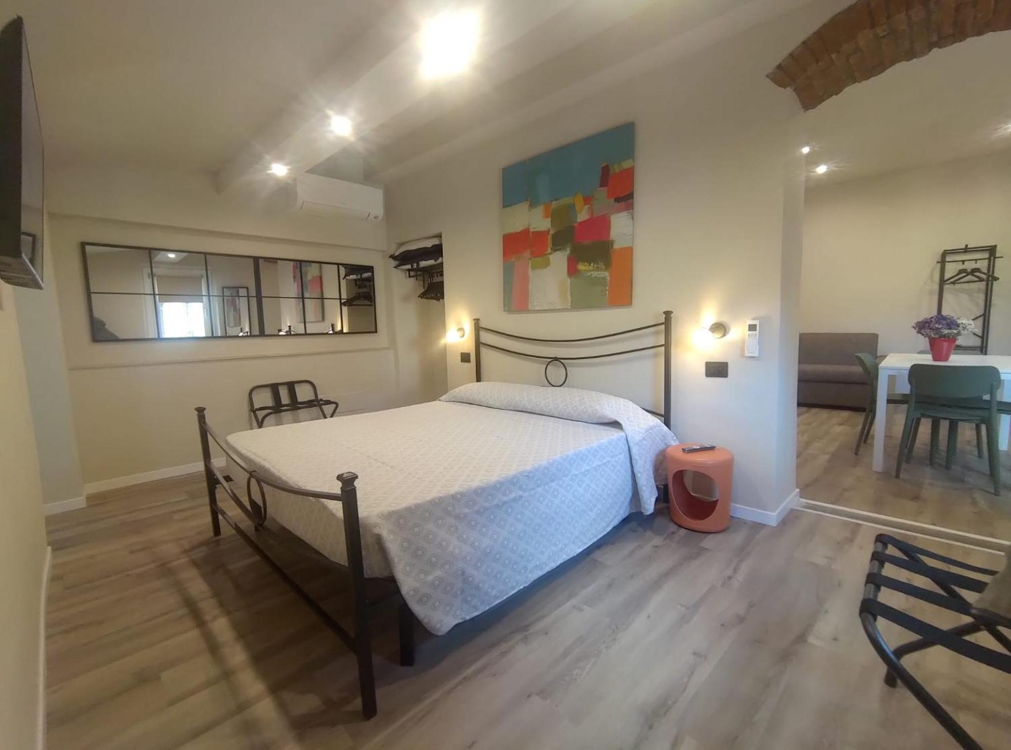 Classic Apartment - Annex