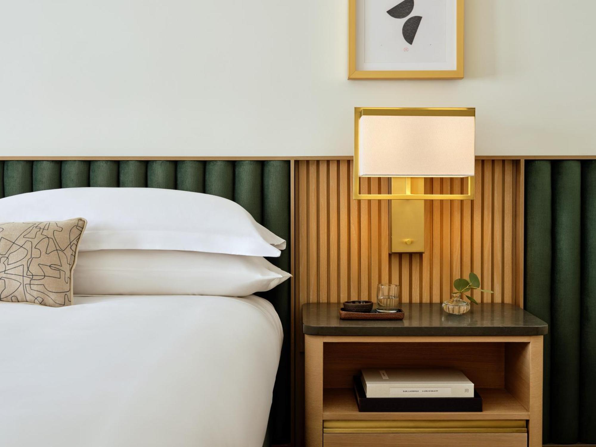 Standard Room,1706801412:JPEG