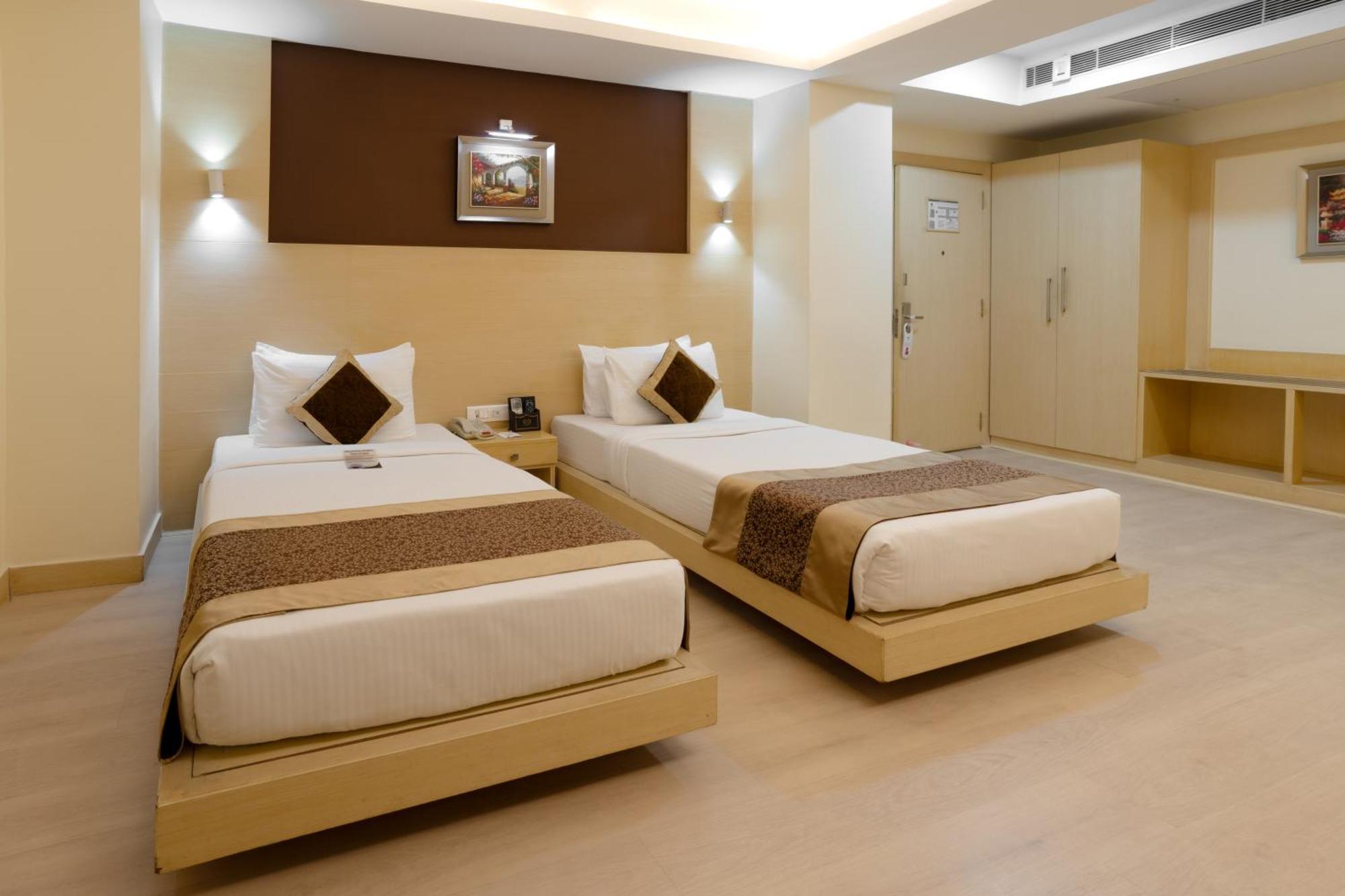 Deluxe Room on FnB Spa