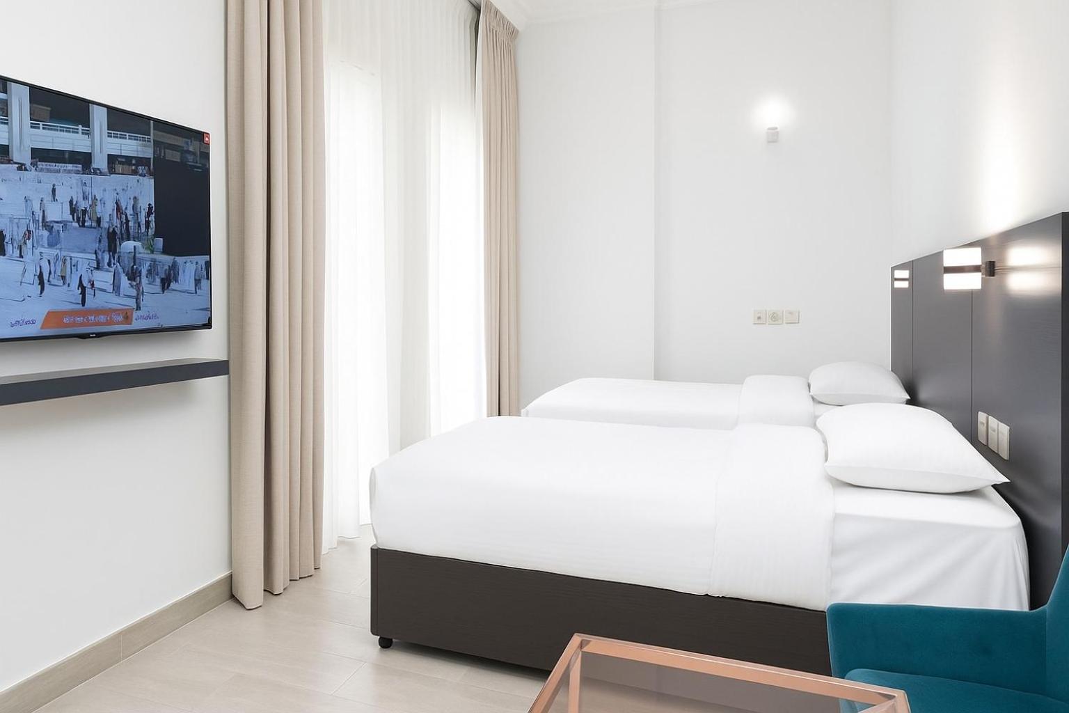 Large Single Room