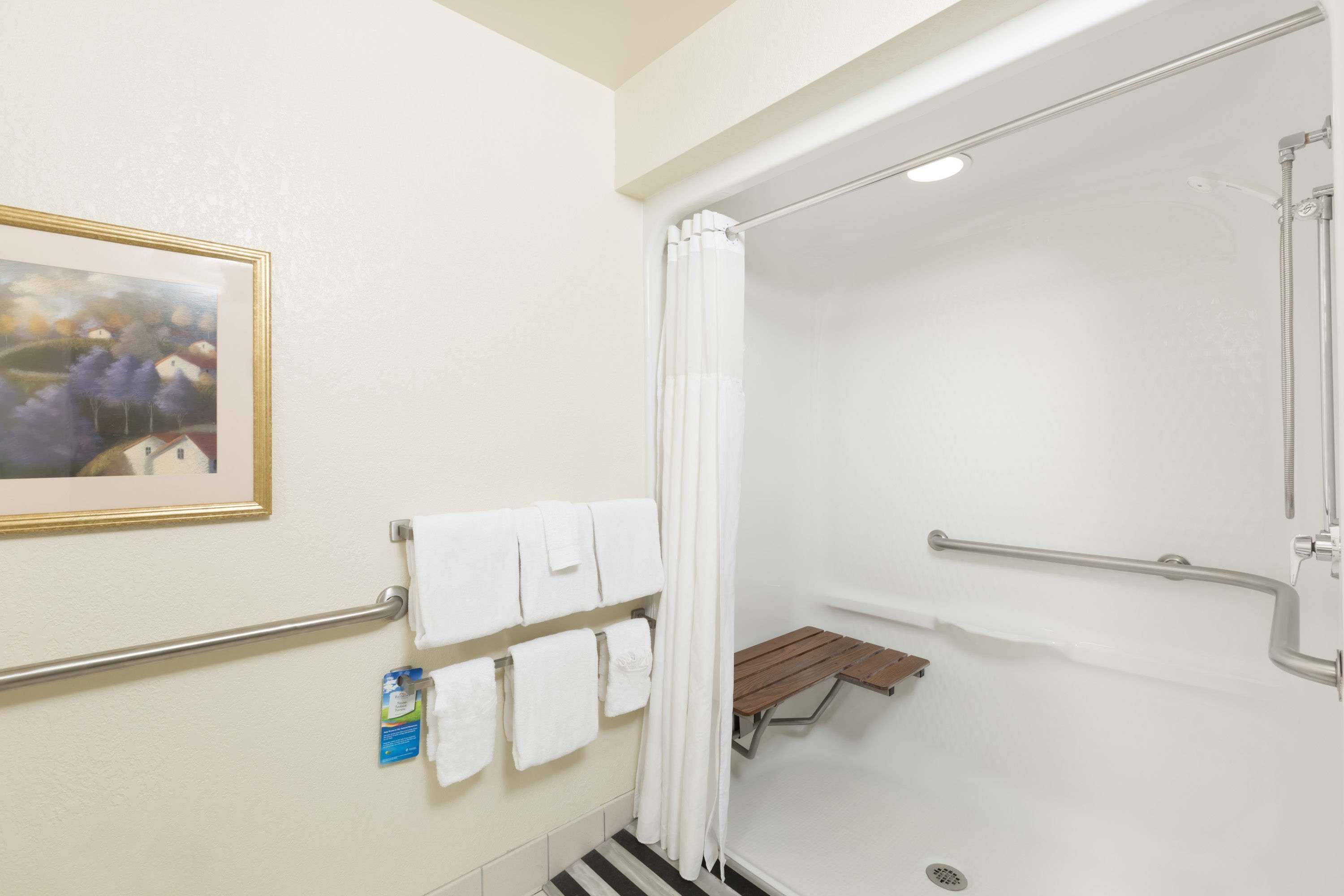 King Suite Disability Access or Non-Smoking