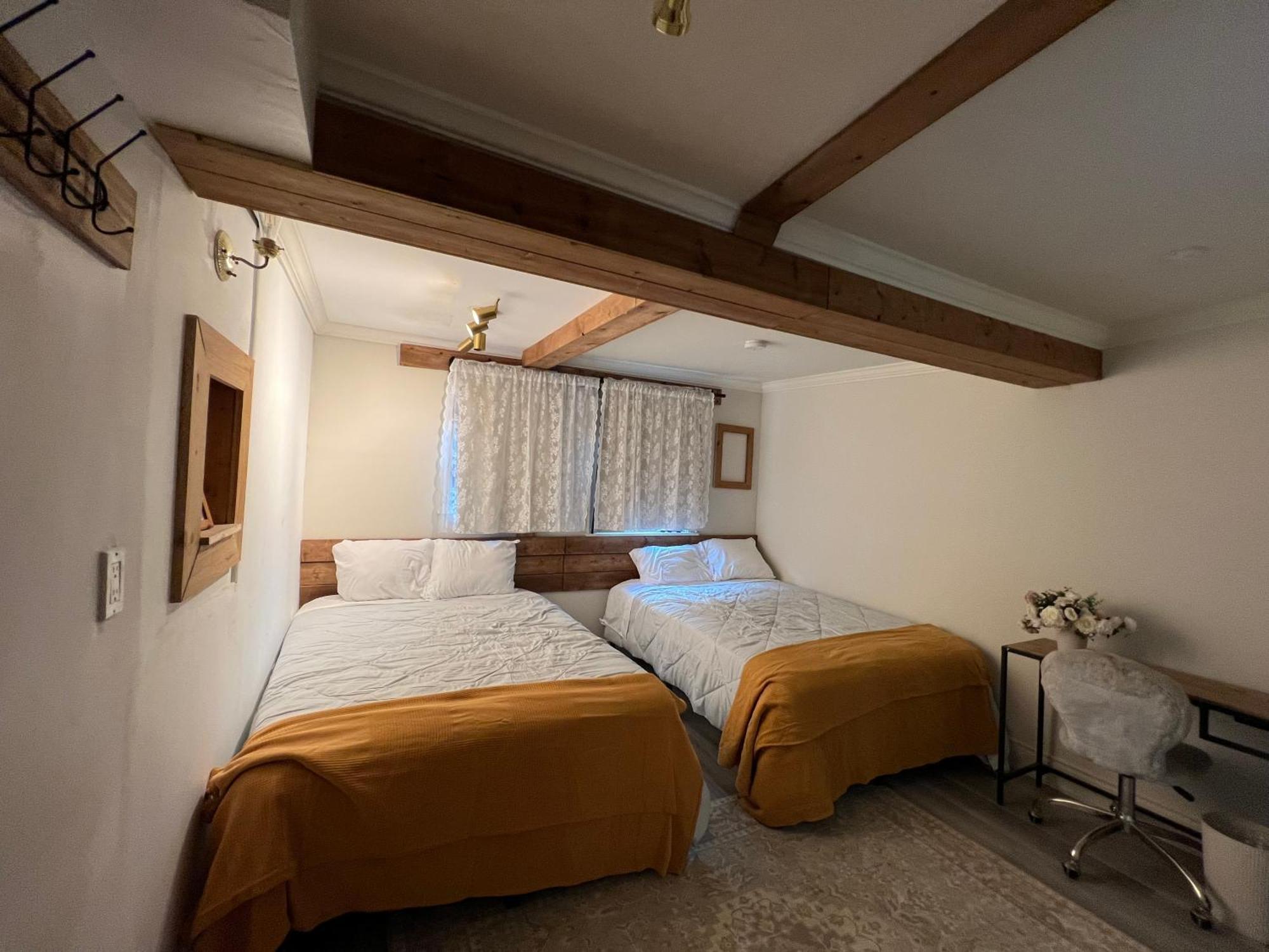 Classic Quadruple Room,1711068318:JPEG