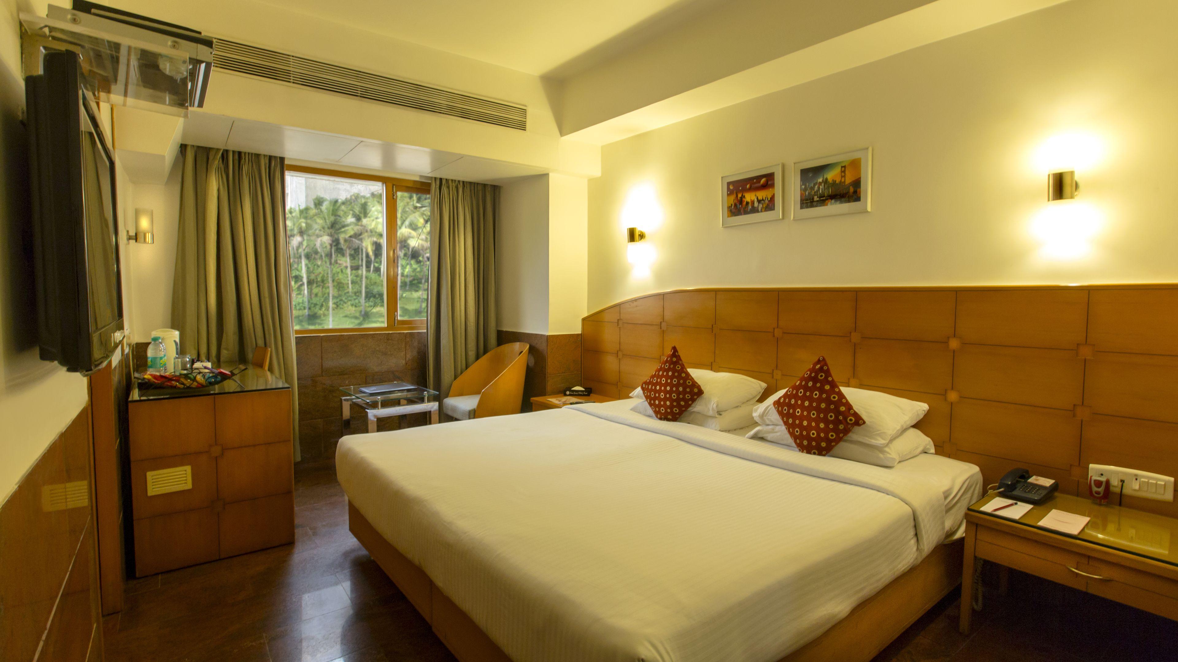 Executive room room & on Food Laundry & Welcome drink
