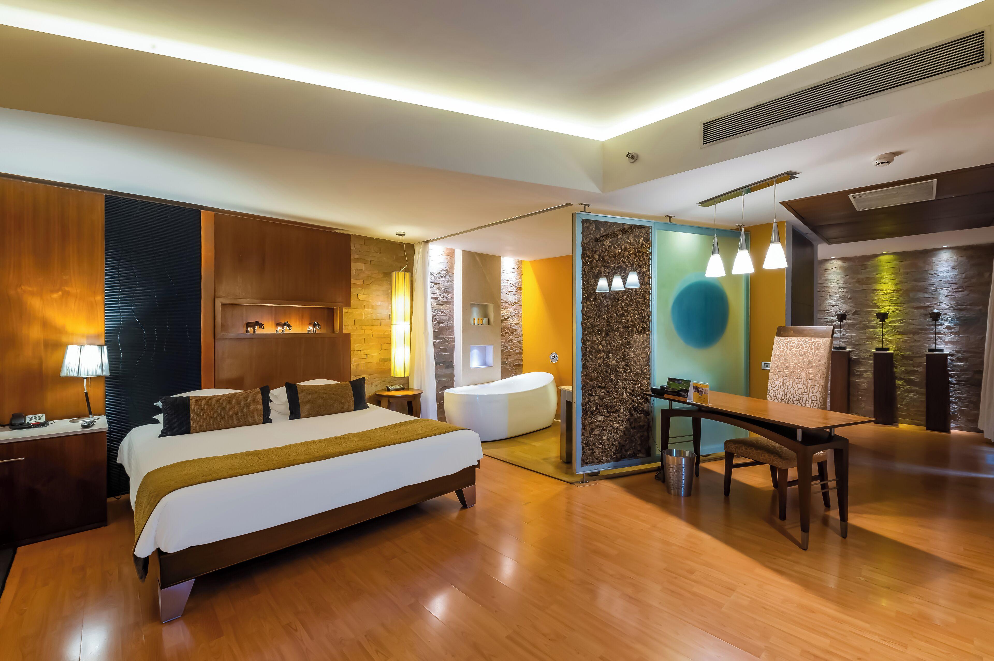 Suite Bathtub Complimentary 2 way Airport Transfer on Food & Soft Beverages on Laundry Services