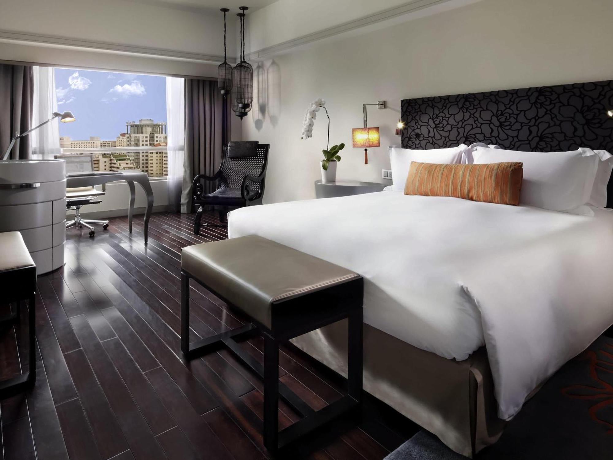 Luxury Club Room Club Millésime Access City View
