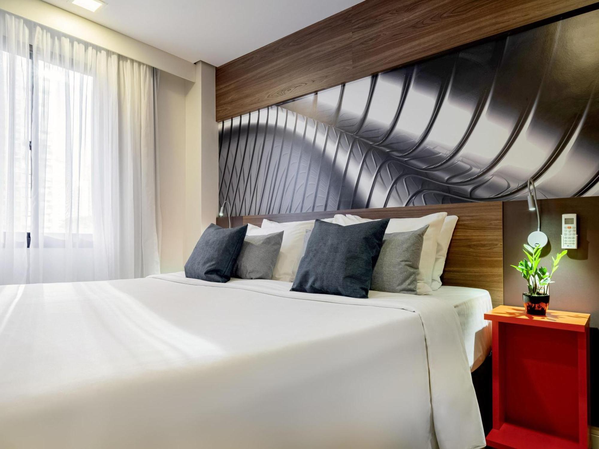 Junior Suite with King Bed and Twin Beds