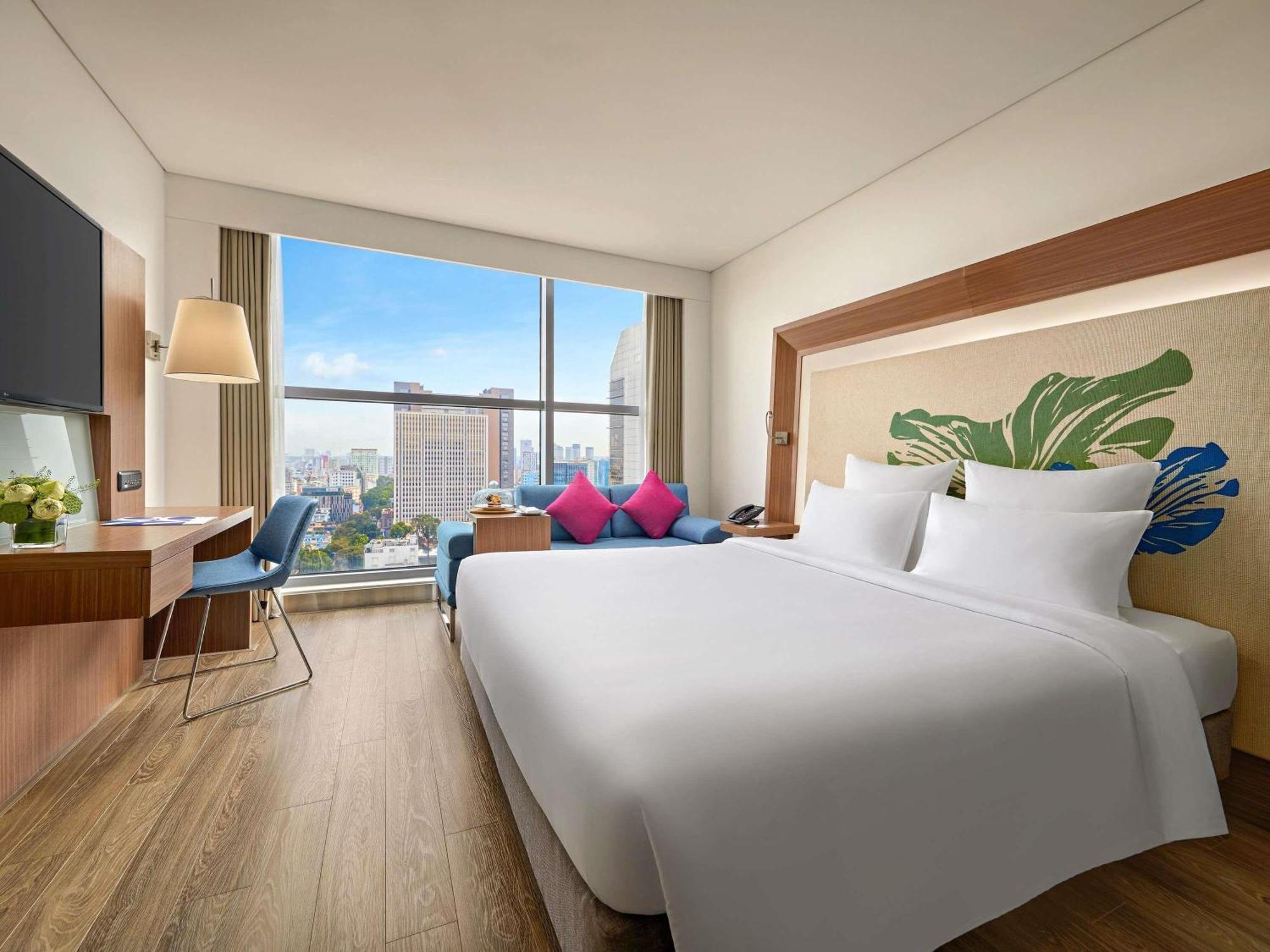 Executive King Room Premier Lounge Access