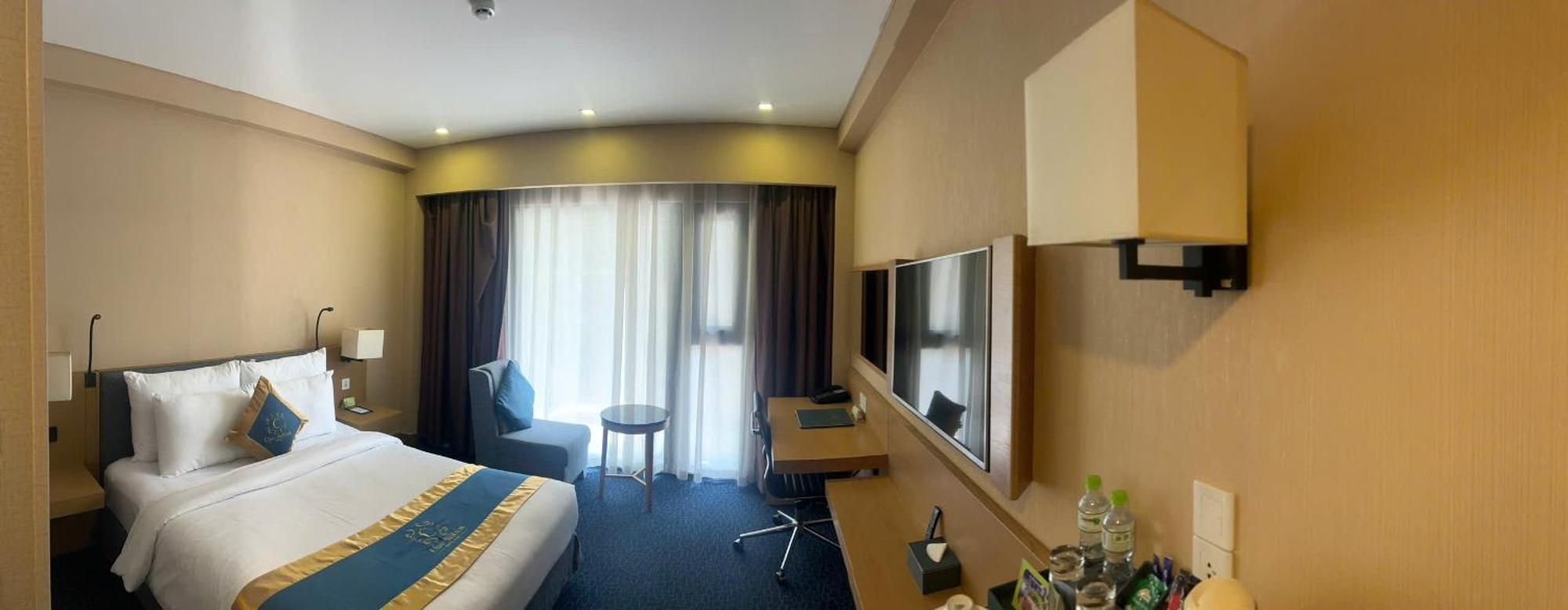 Deluxe Double Room Window