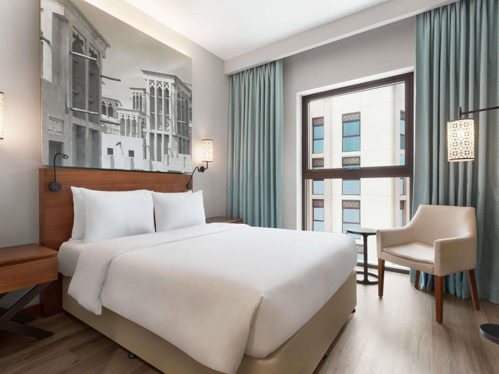 Superior Queen Room Park View