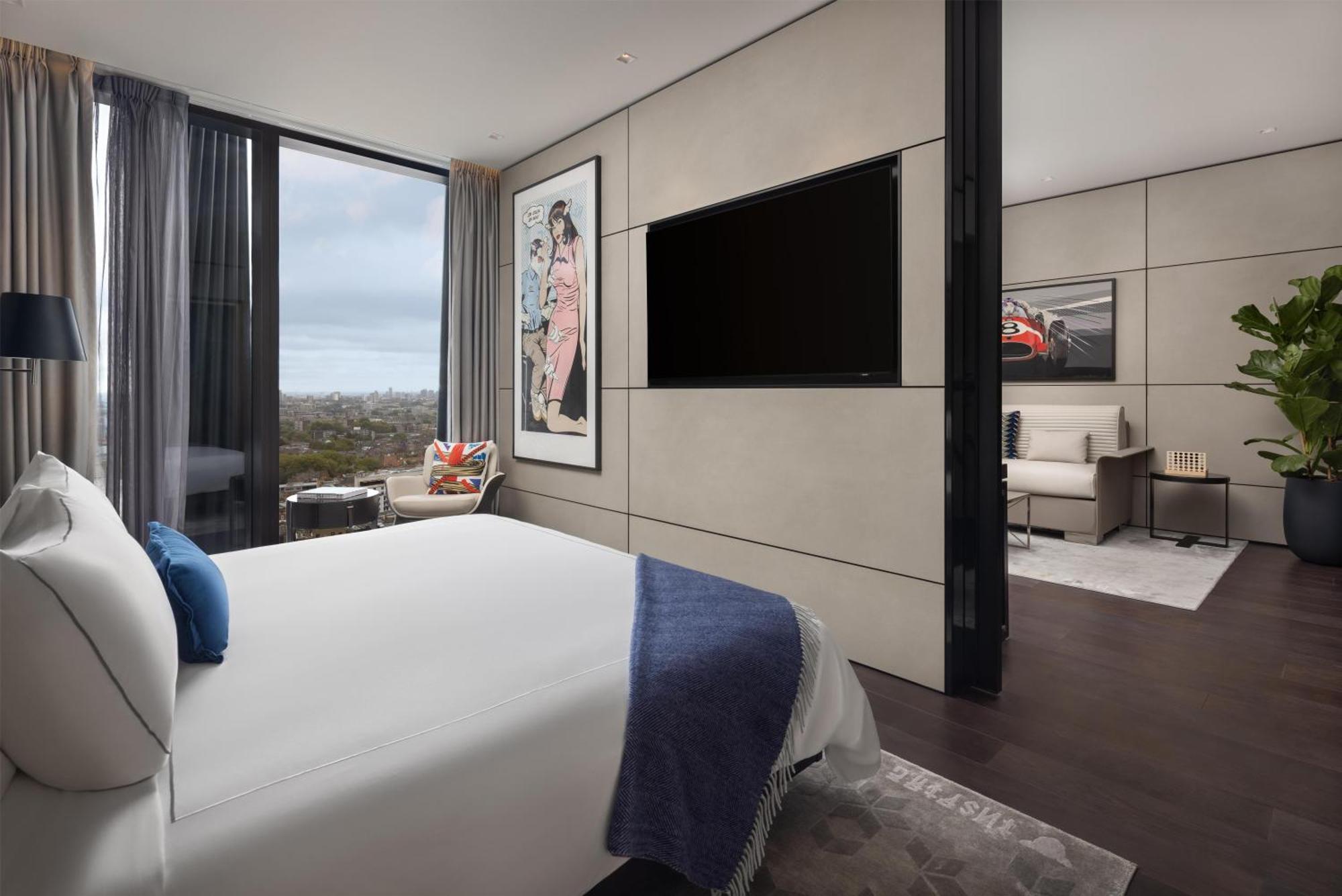 Suite 1 Bedroom Skyline View King