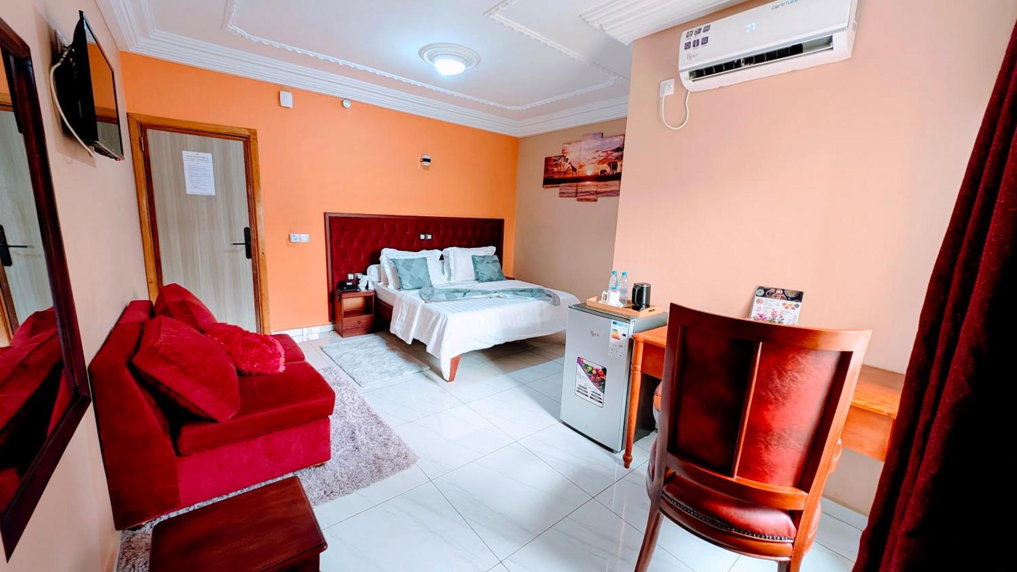 Large Double Room