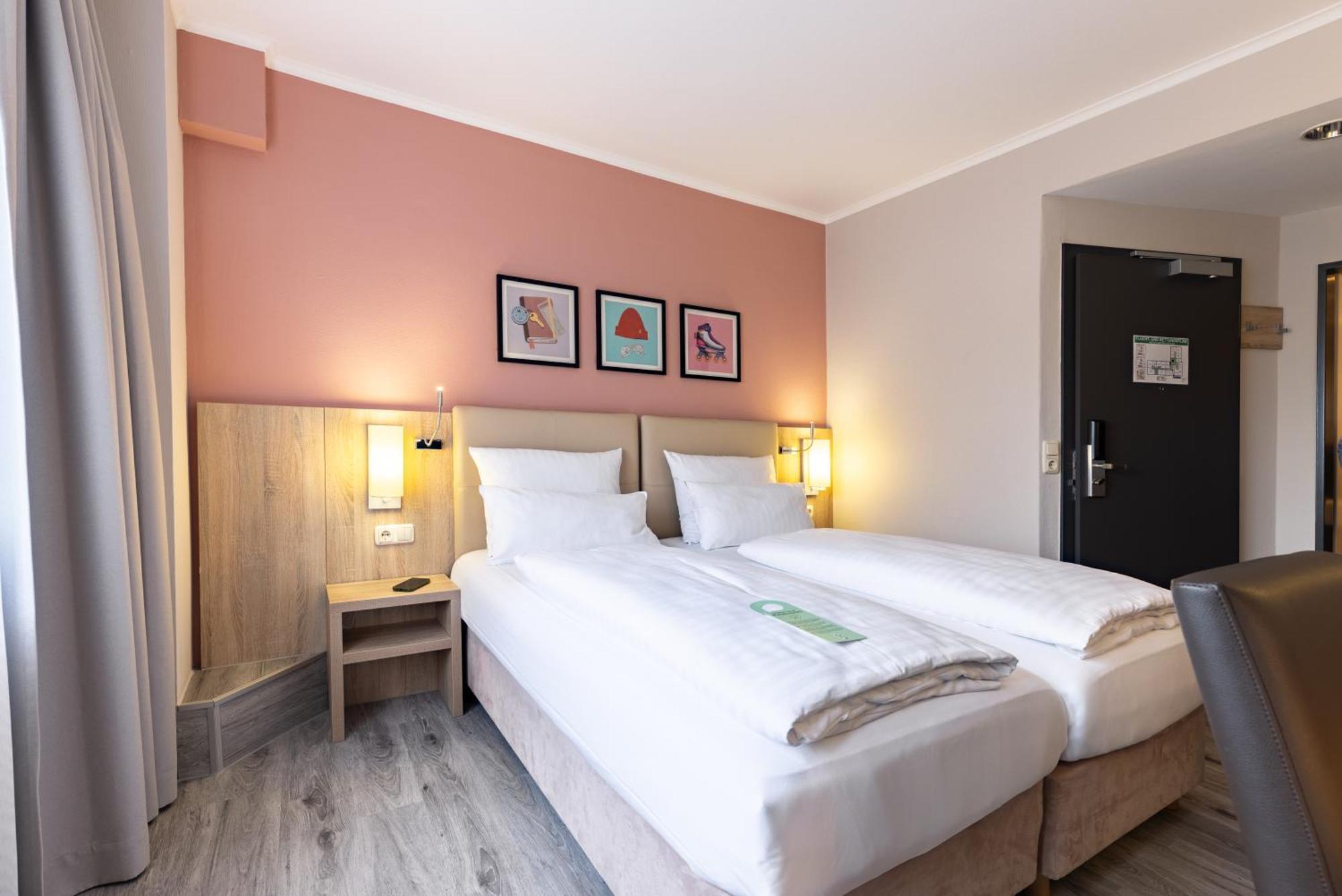 Standard Room Two Single Beds