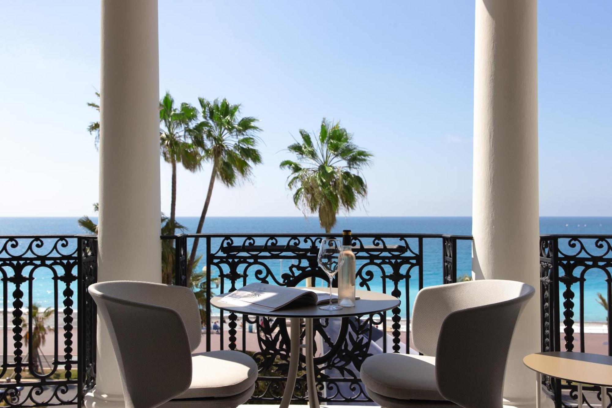 Two Bedroom Signature Suite Terrace Sea view