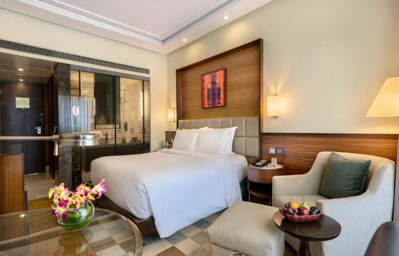 Club Myra Room on Buffet Lunch on Laundry & Airport Pick-up