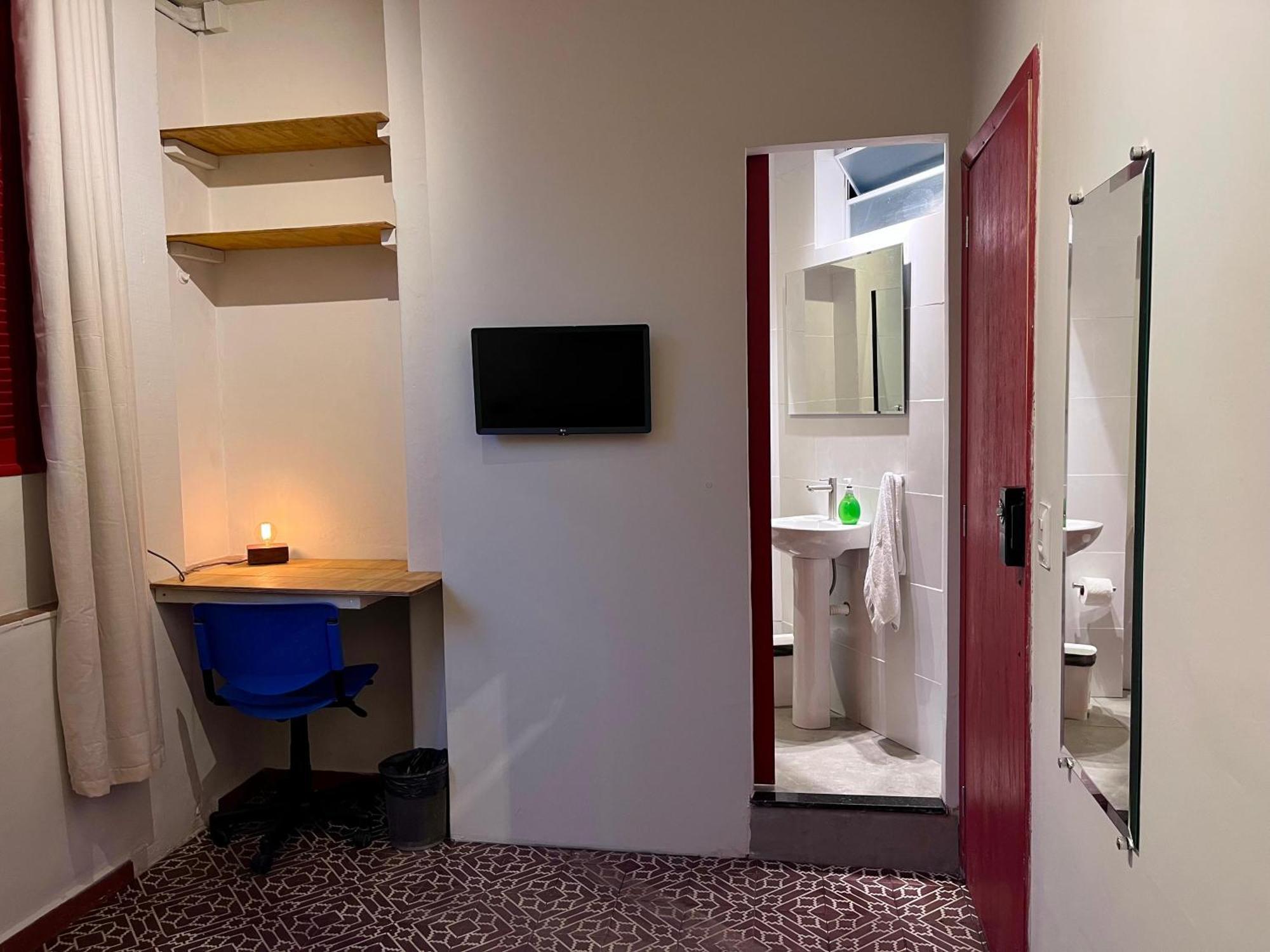 Double or Twin Room Bathroom