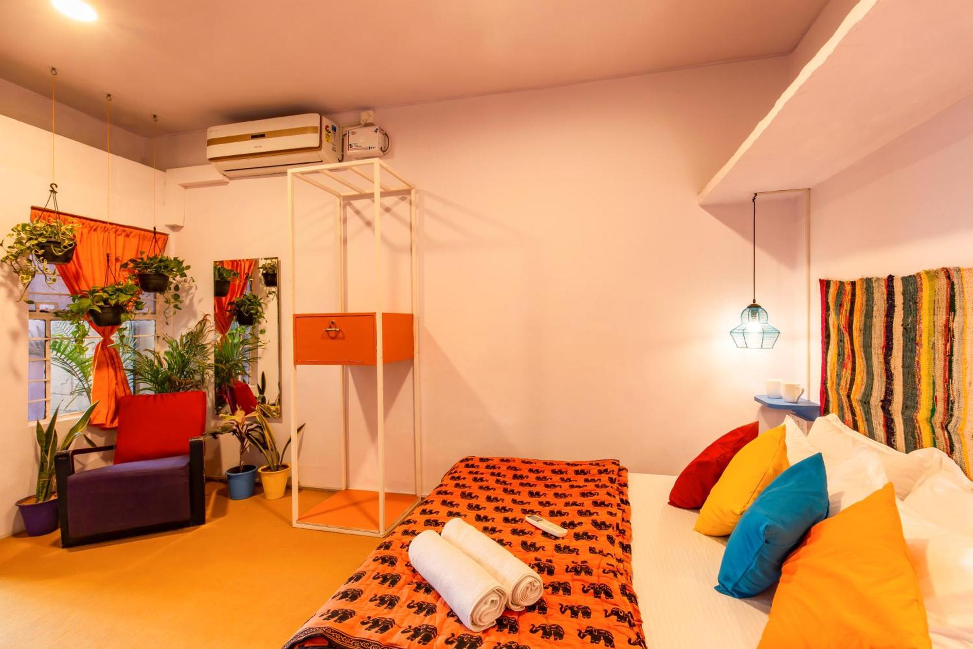 Deluxe Private A/C Room with Ensuite Bathroom