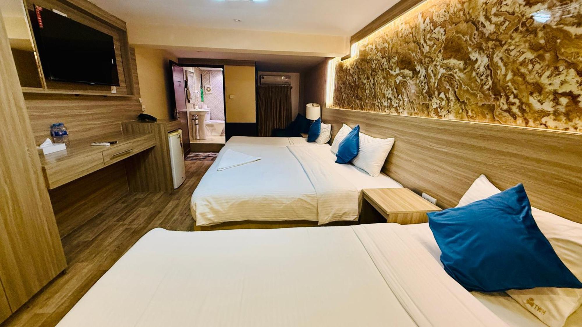 Deluxe Quadruple Room