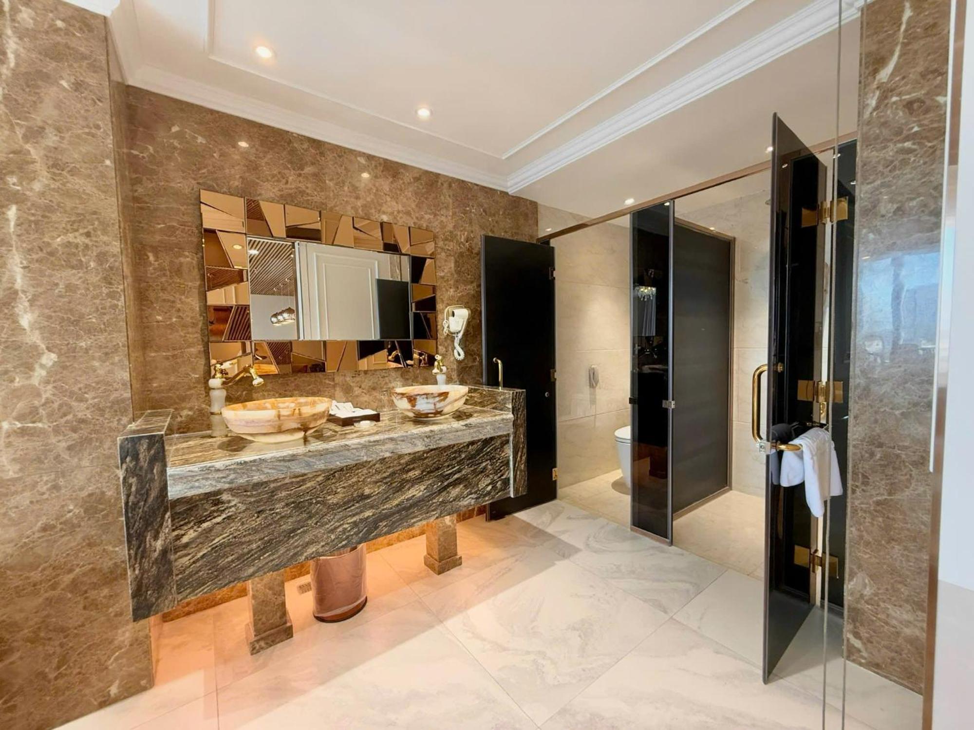 Signature Suite Two-Bedroom City View Minibar & Afternoon Tea