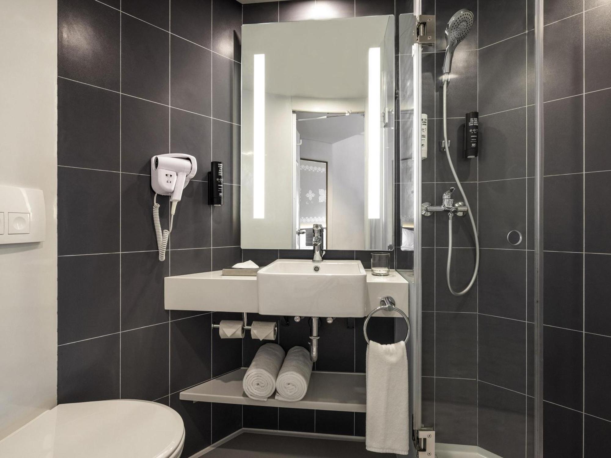 Superior Twin Room on Food & Beverage