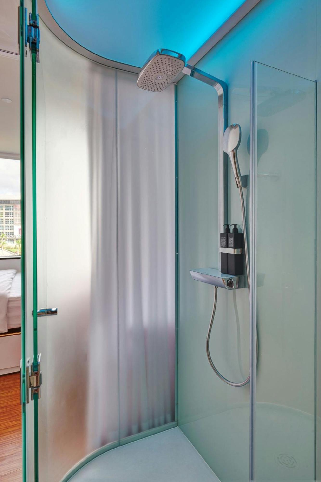 King Room,1739698747:JPEG