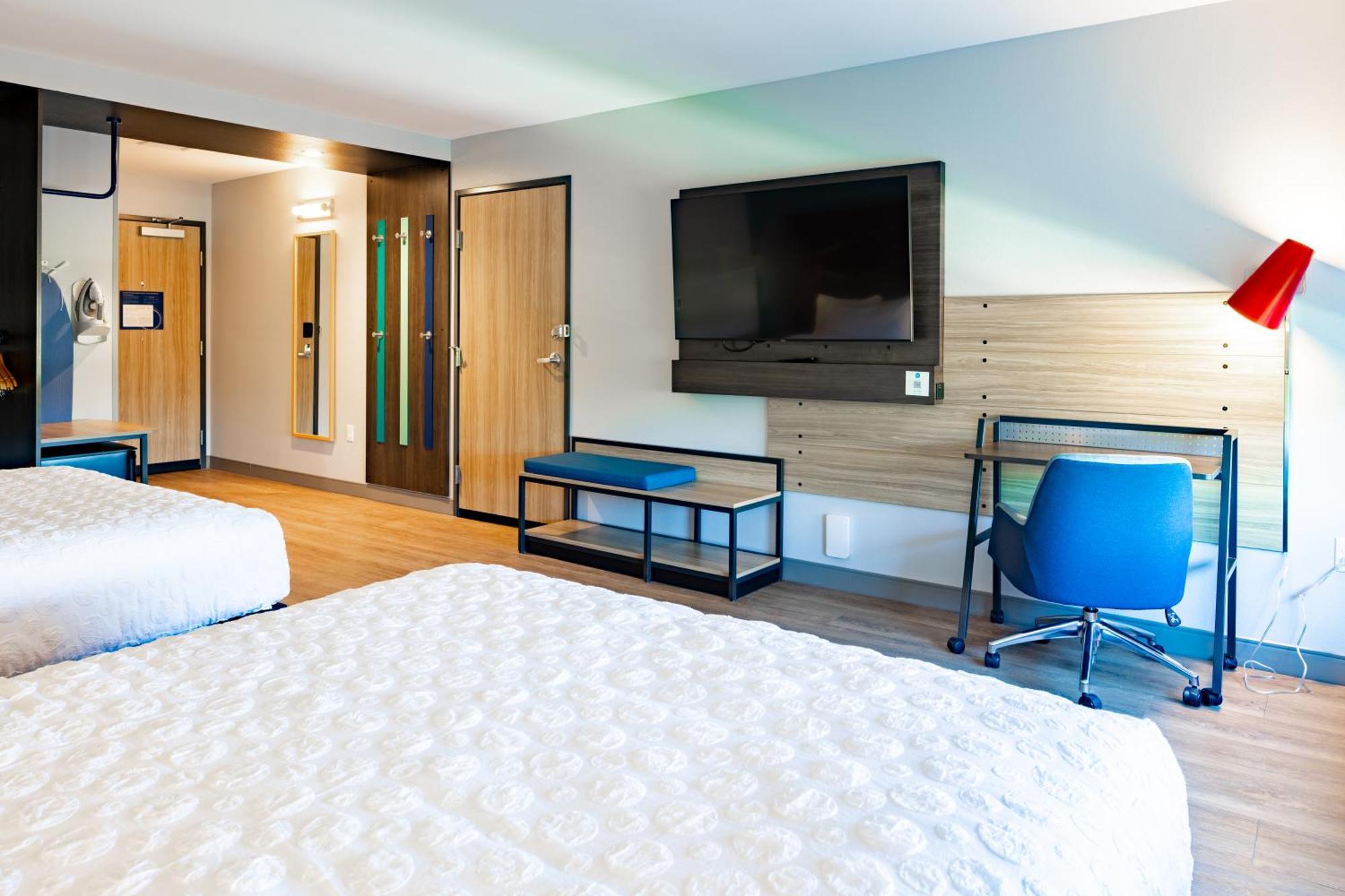 Queen Room with Two Queen Beds and Walk-In Shower