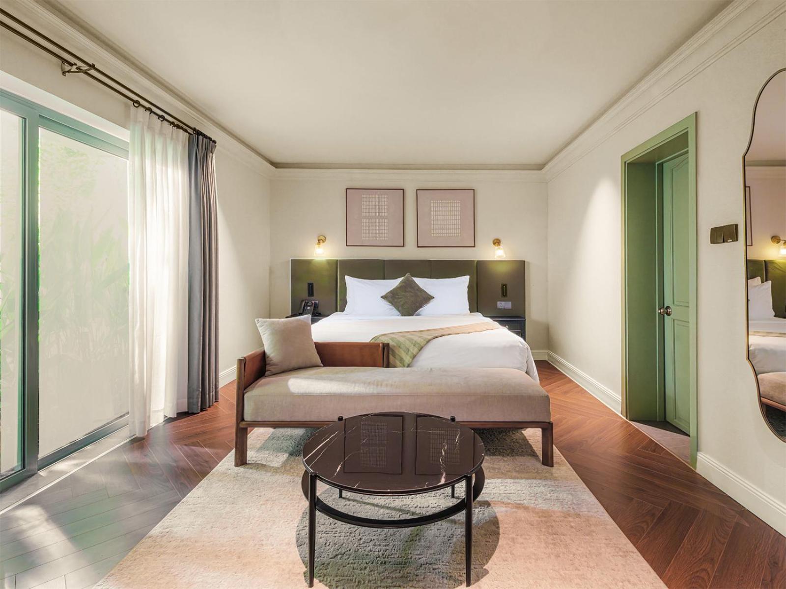 Premier Room