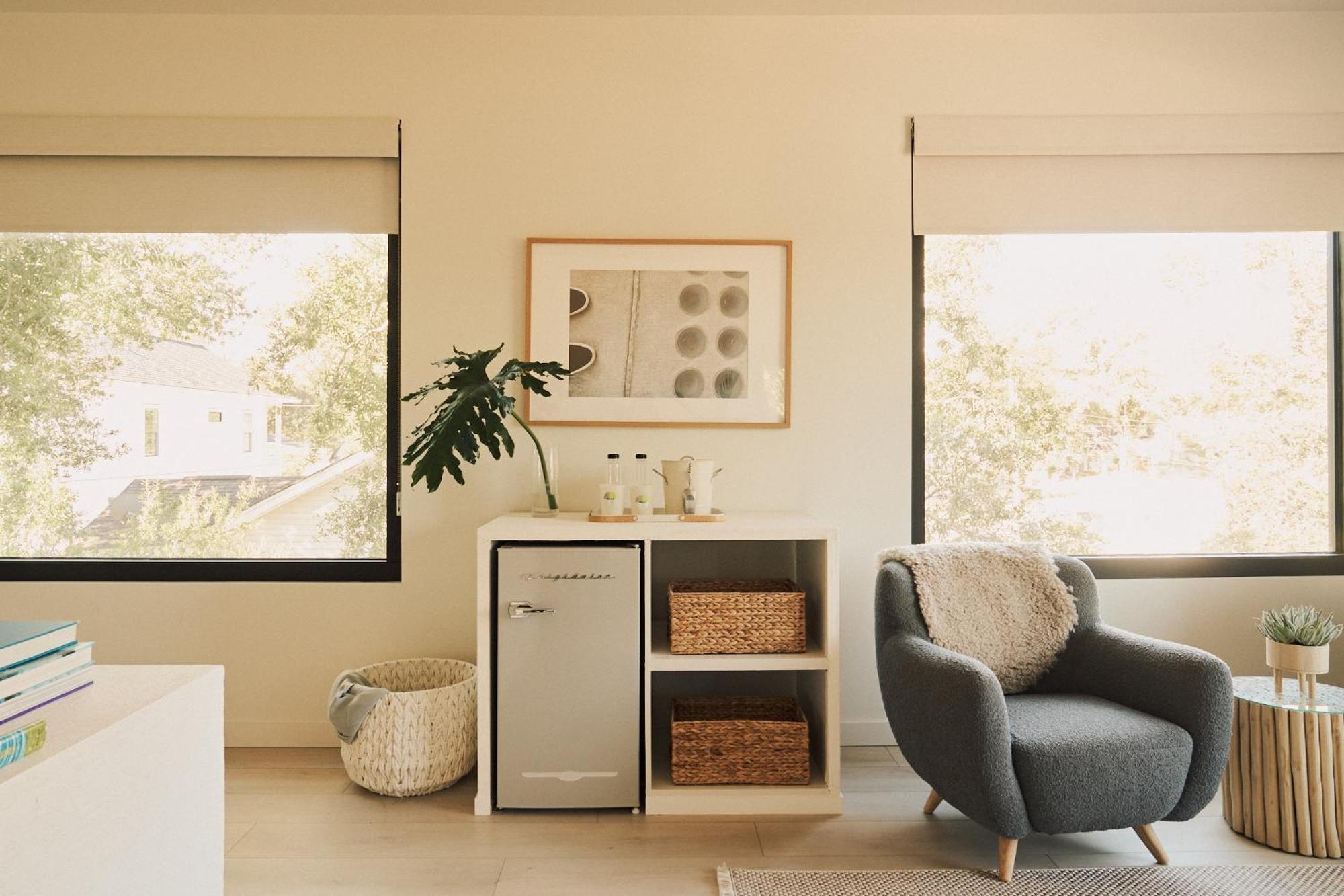 Deluxe King Suite