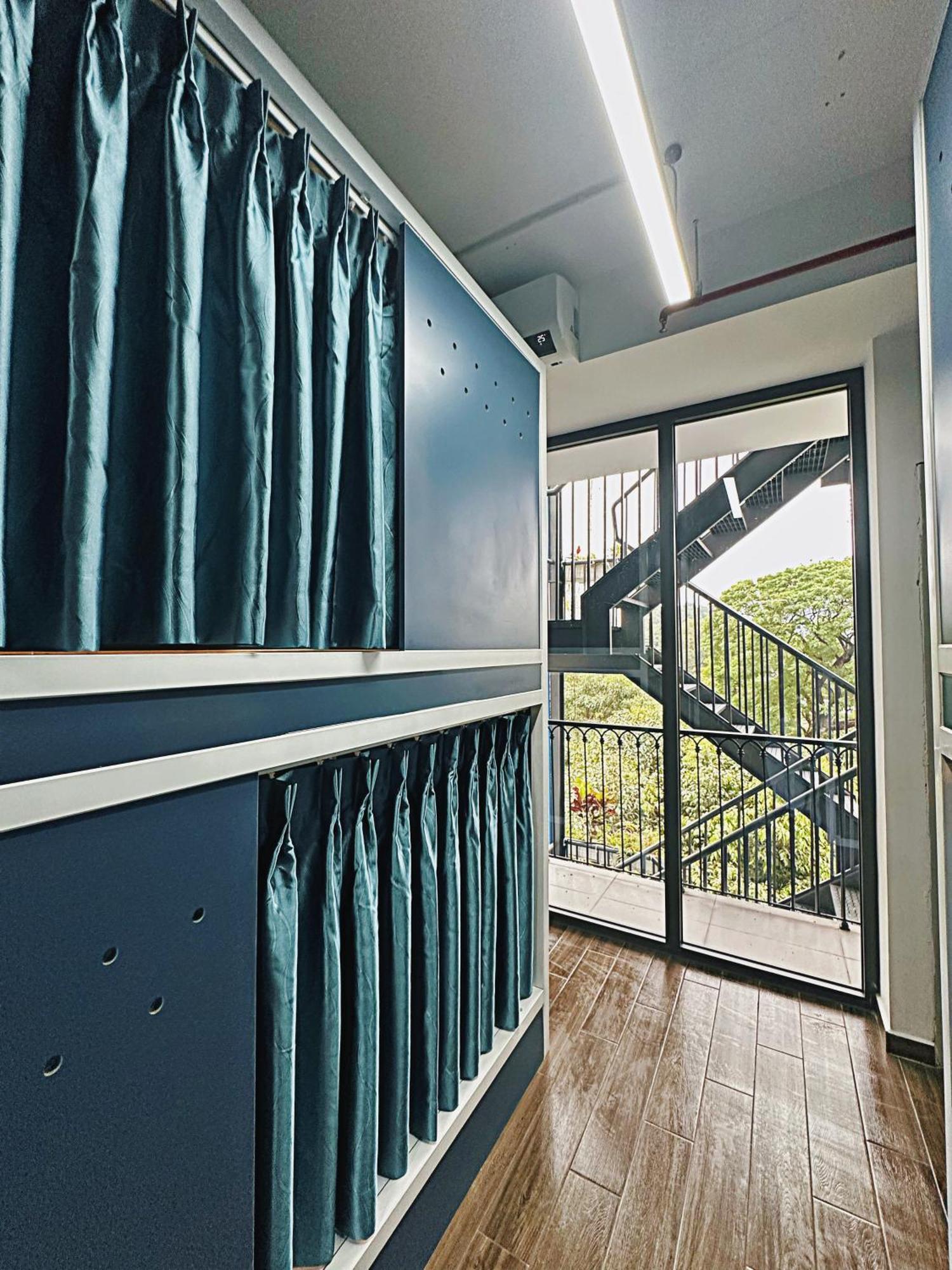 Single Bed Mixed Dormitory Room