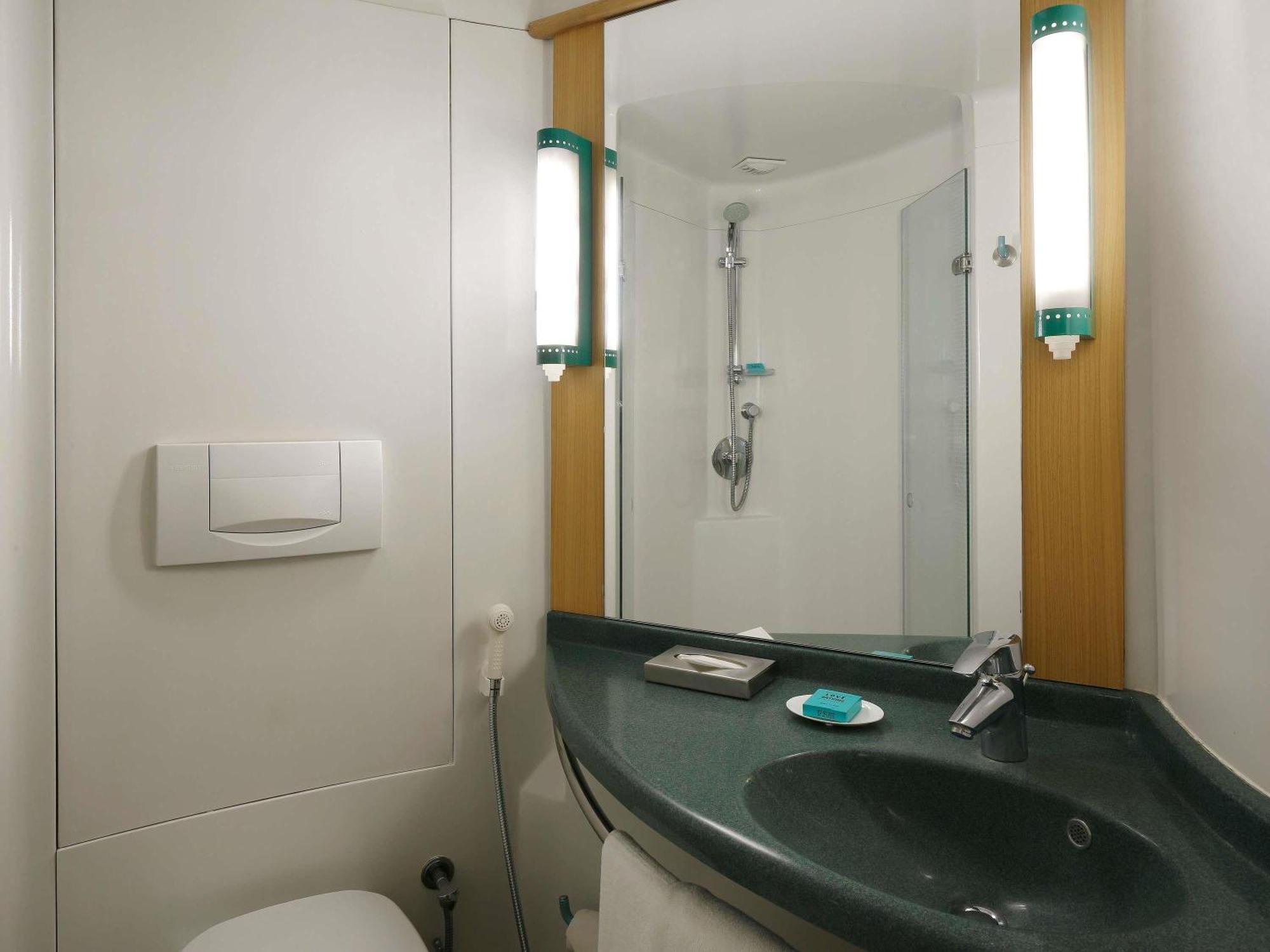 Superior Twin Room on Food & Beverage
