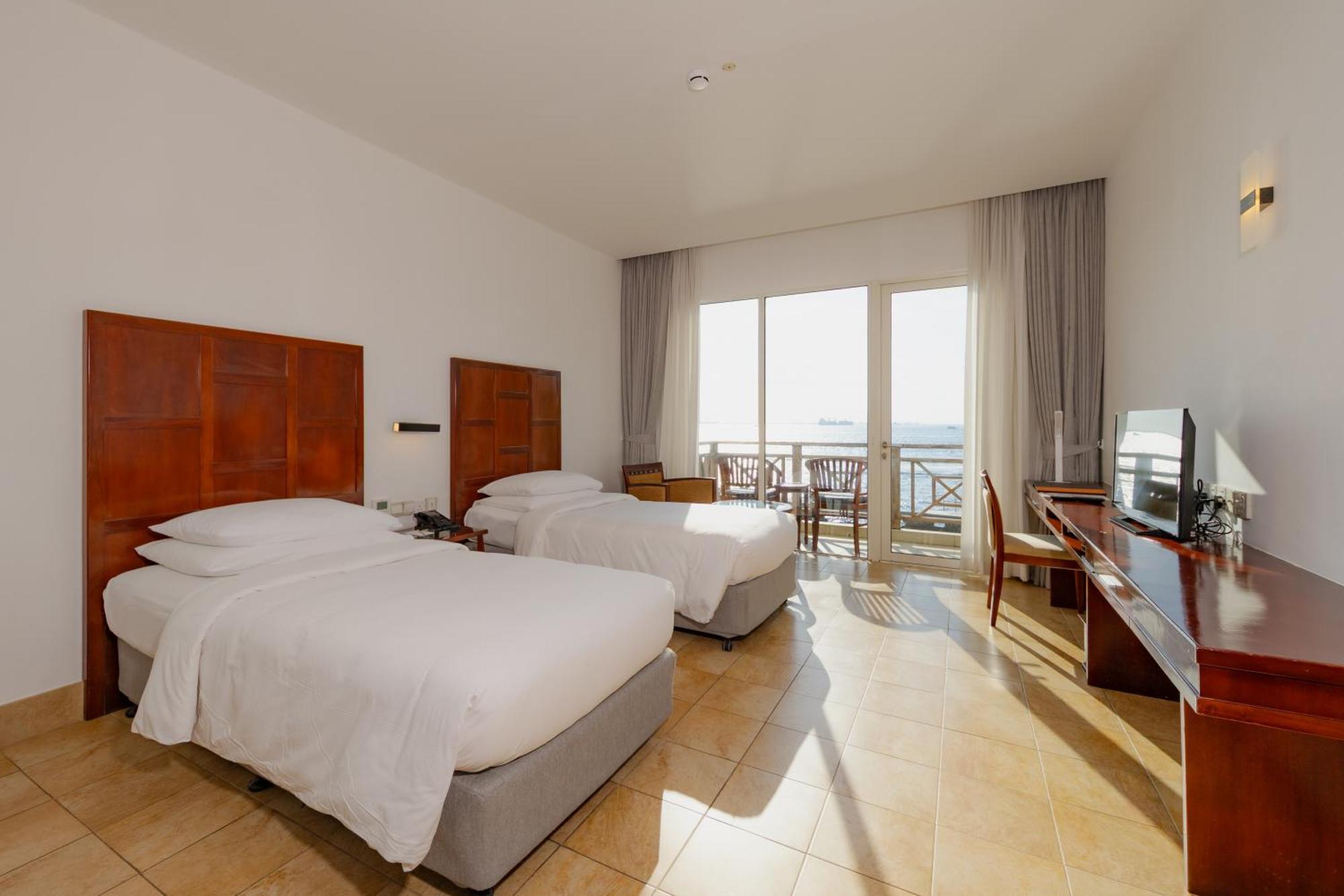 Deluxe Seaview View Twin