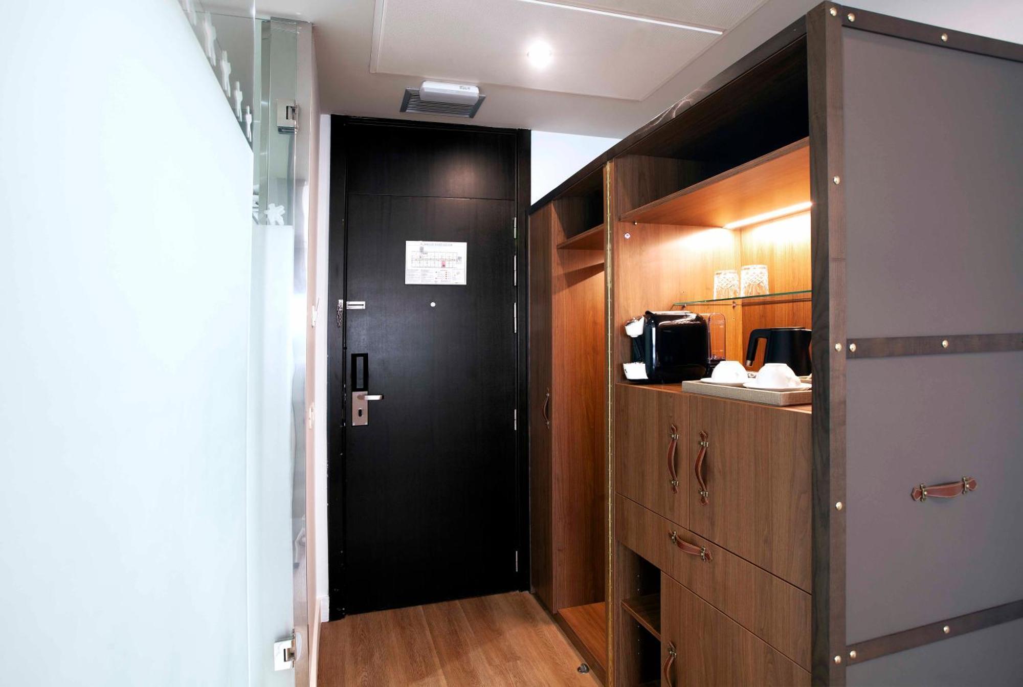 Premium Room
