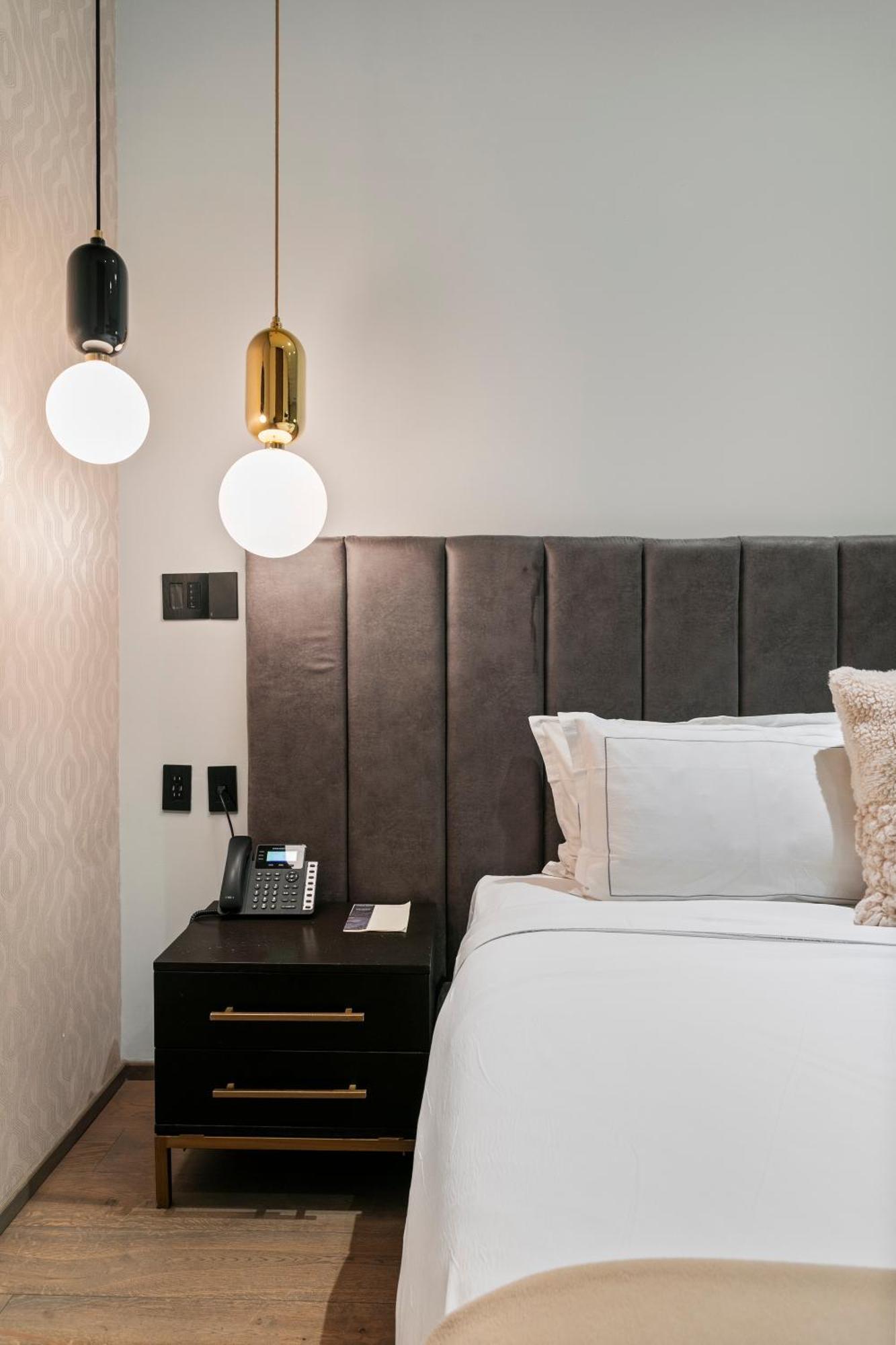 Superior King Suite