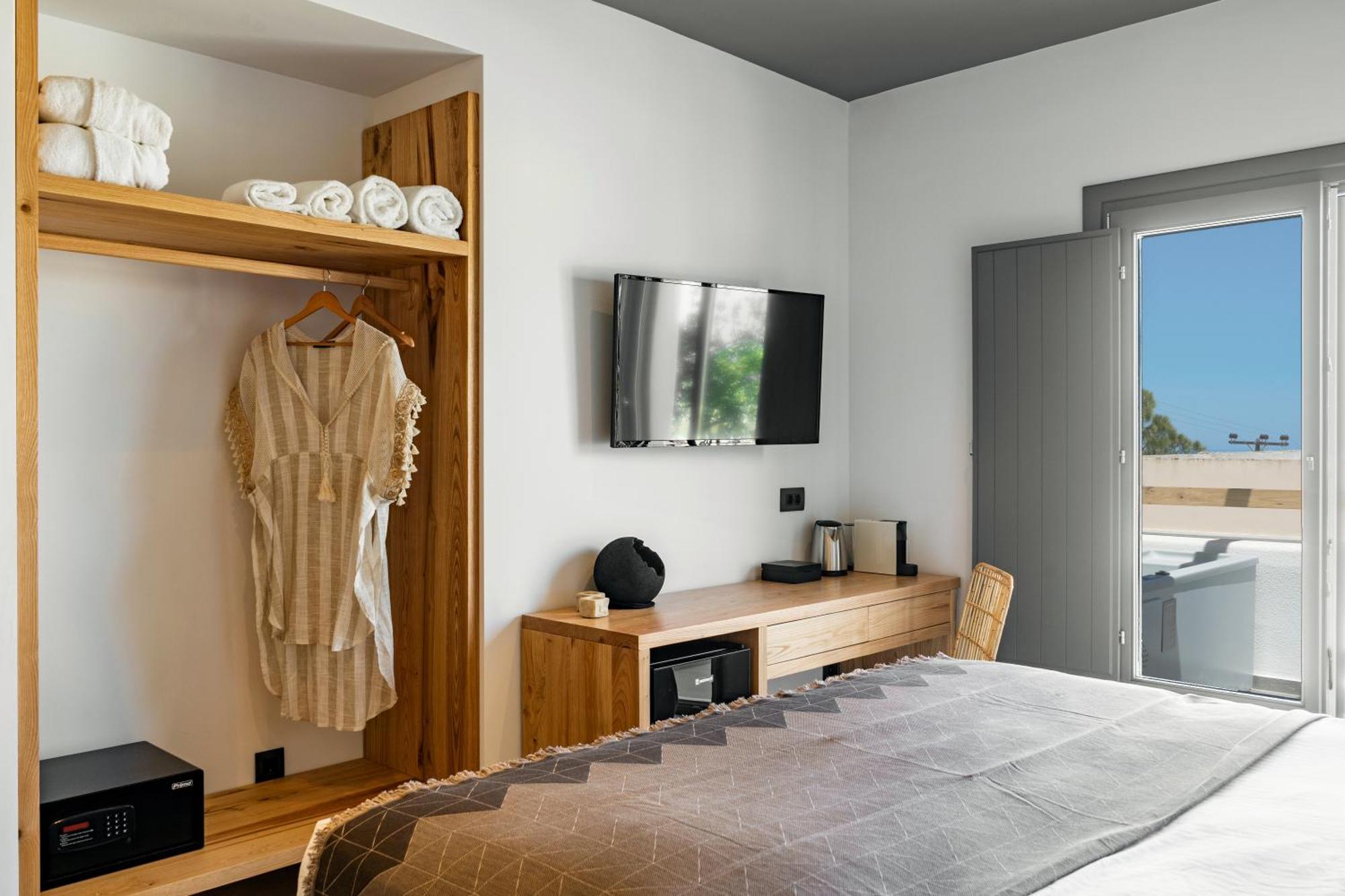 Queen Suite Spa Bath